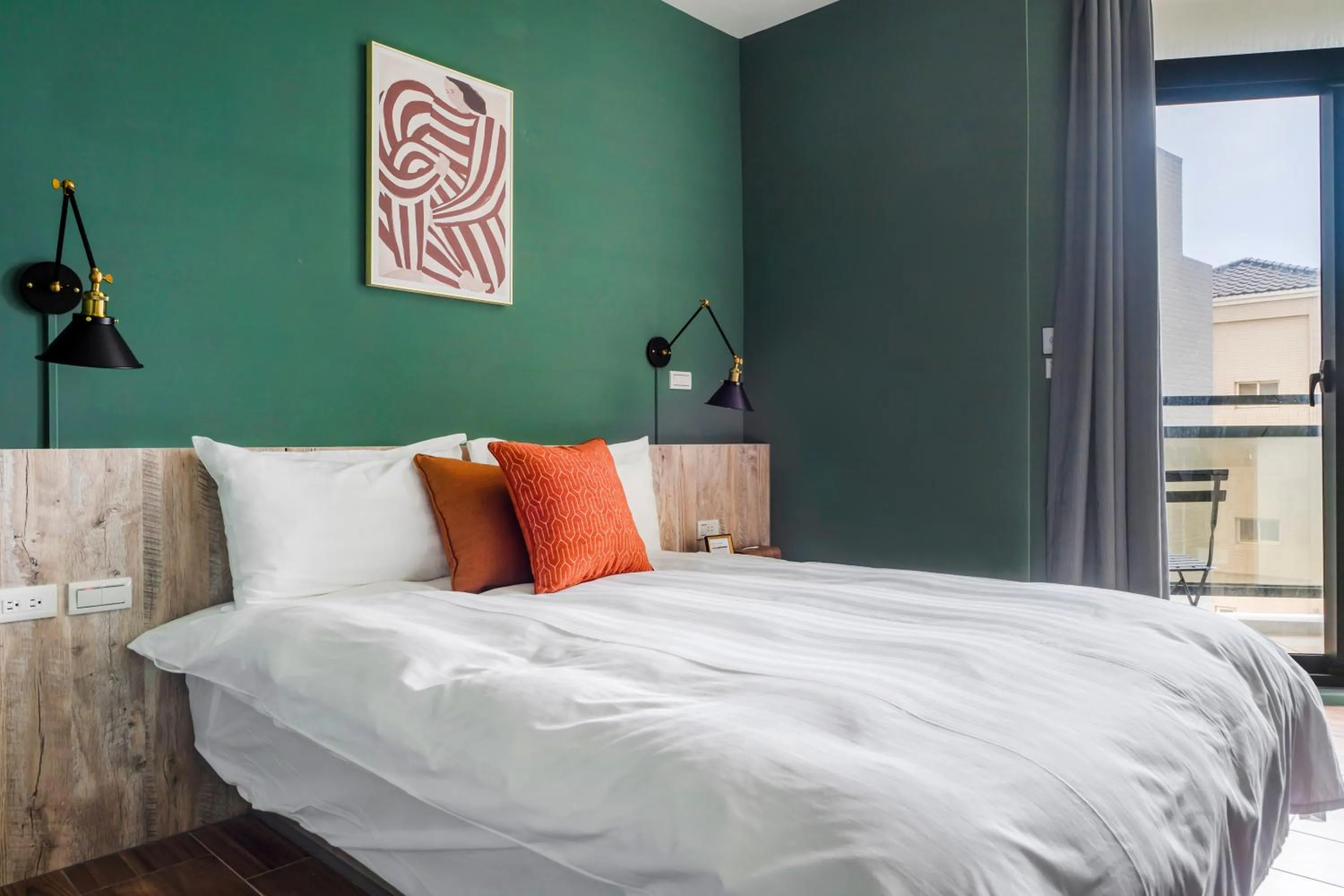 Bed in Chill Style Smart Stay