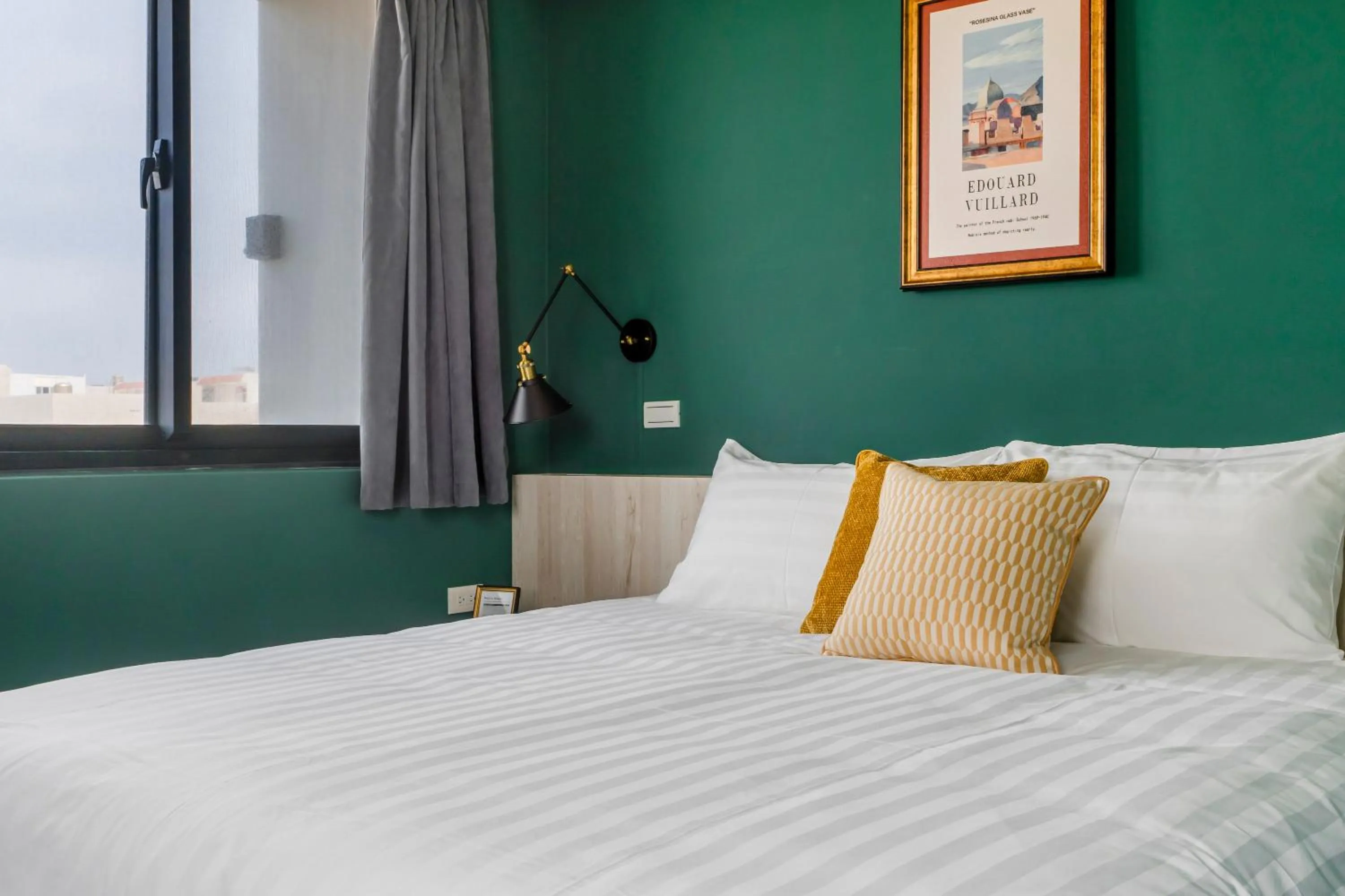 Bed in Chill Style Smart Stay