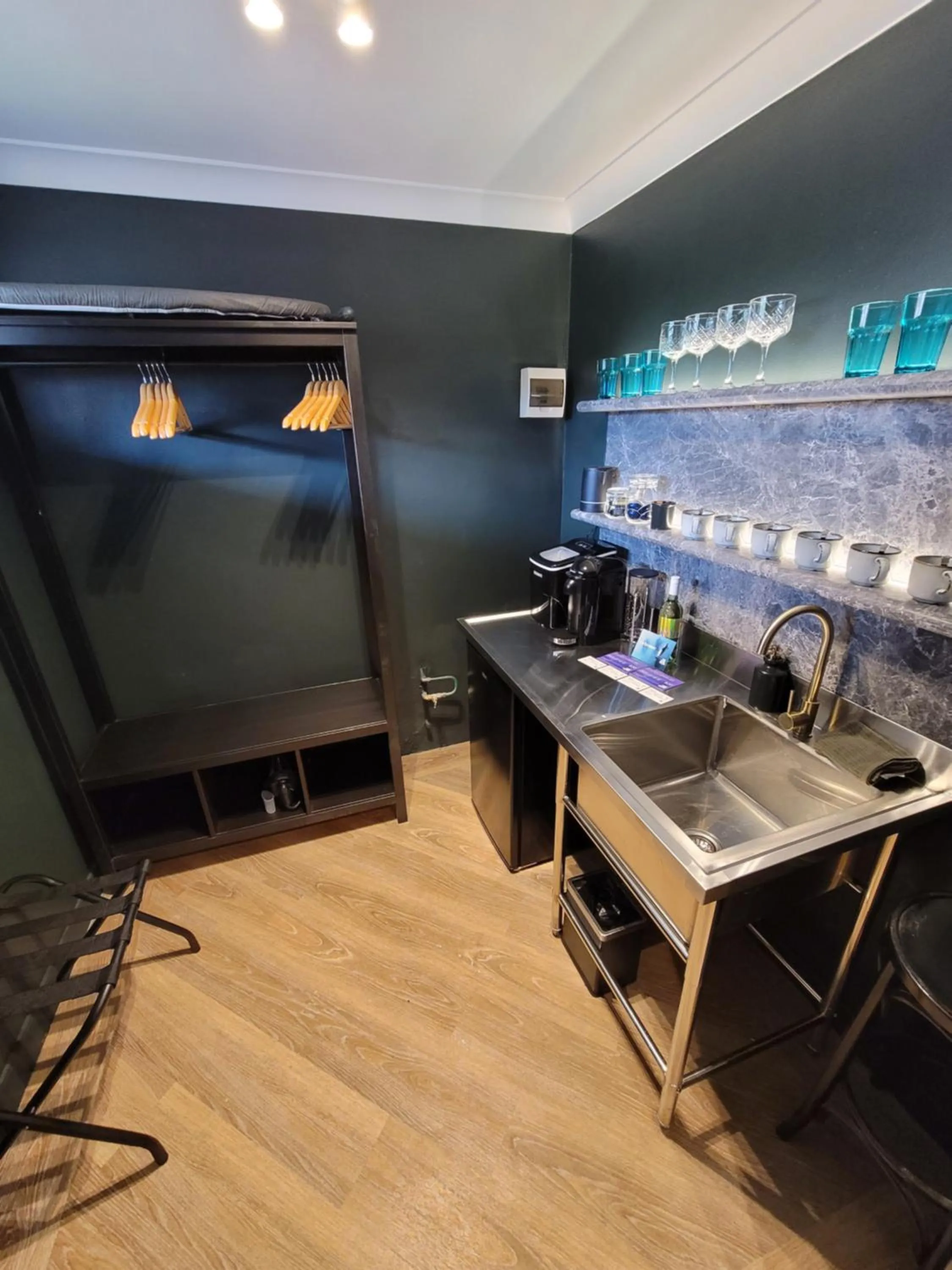 Coffee/tea facilities in The Blue Hotel Bondi