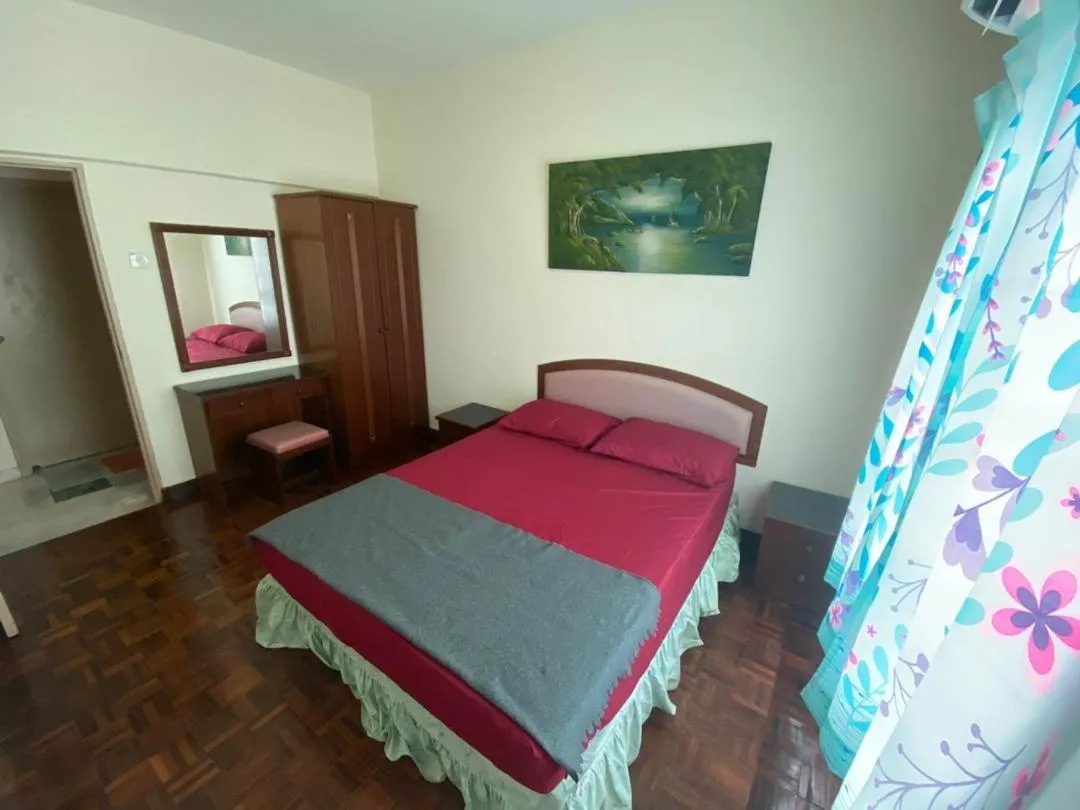 Bed in Marina Apartment 3R2B