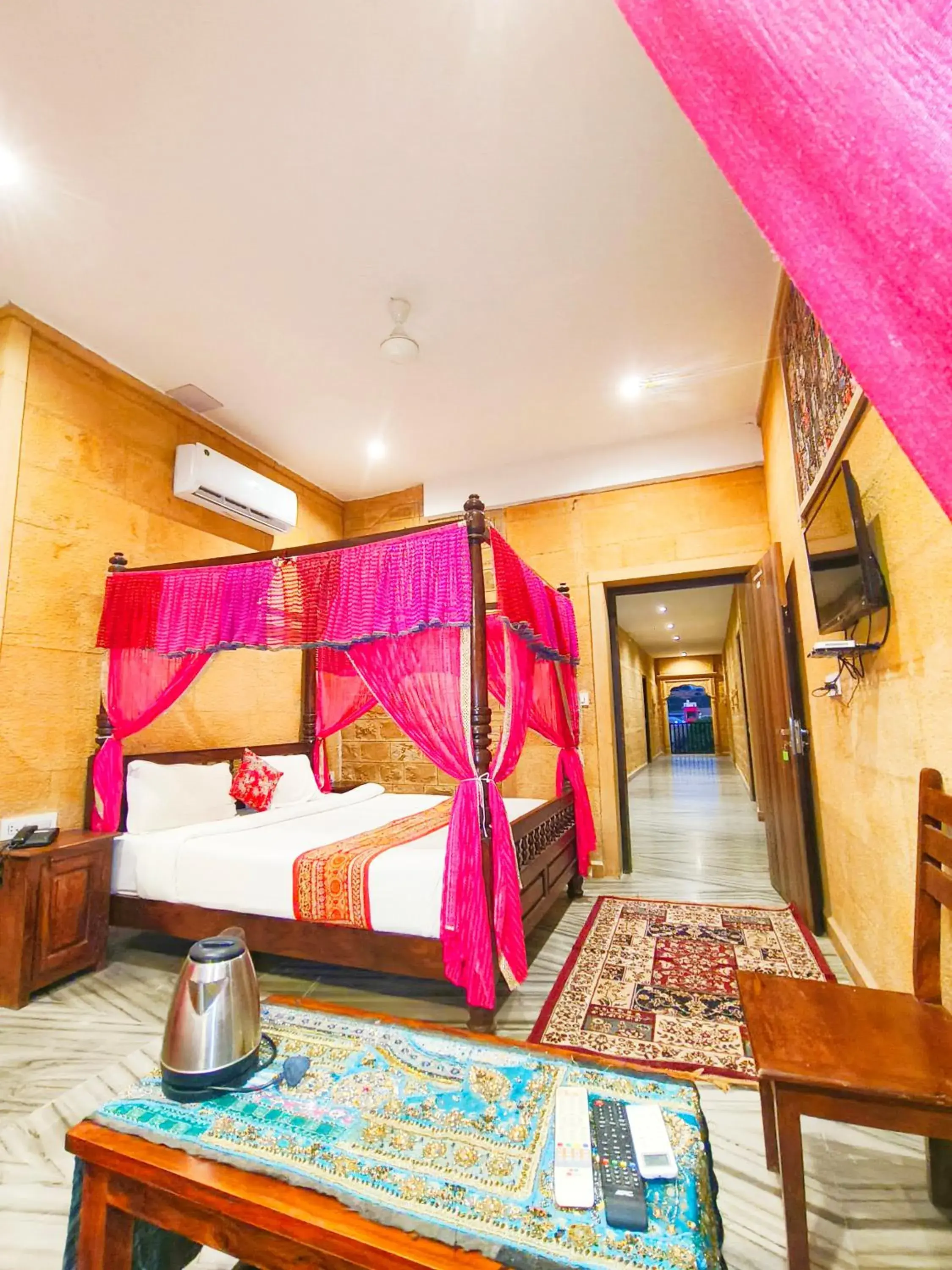 Deluxe Double Room with Castle View - single occupancy in Hotel Royal Heritage Deluxe Double Room with Castle View - single occupancy in Hotel Royal Heritage