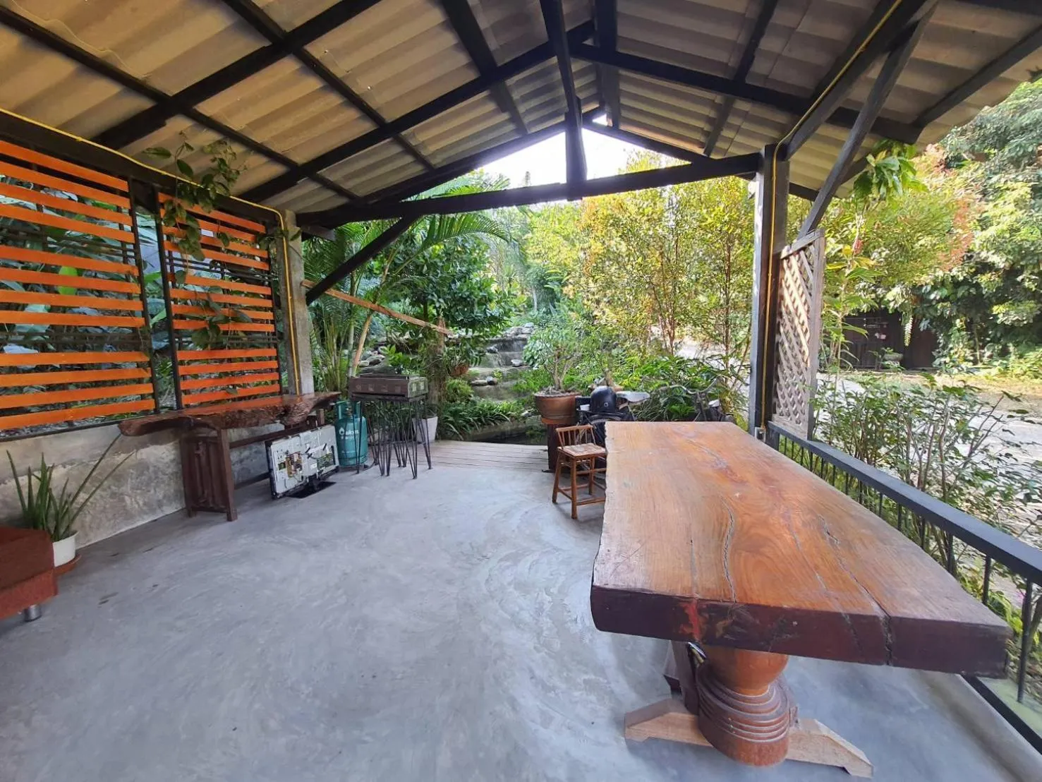 Dining area in Nokkamin Home Chiang Dao