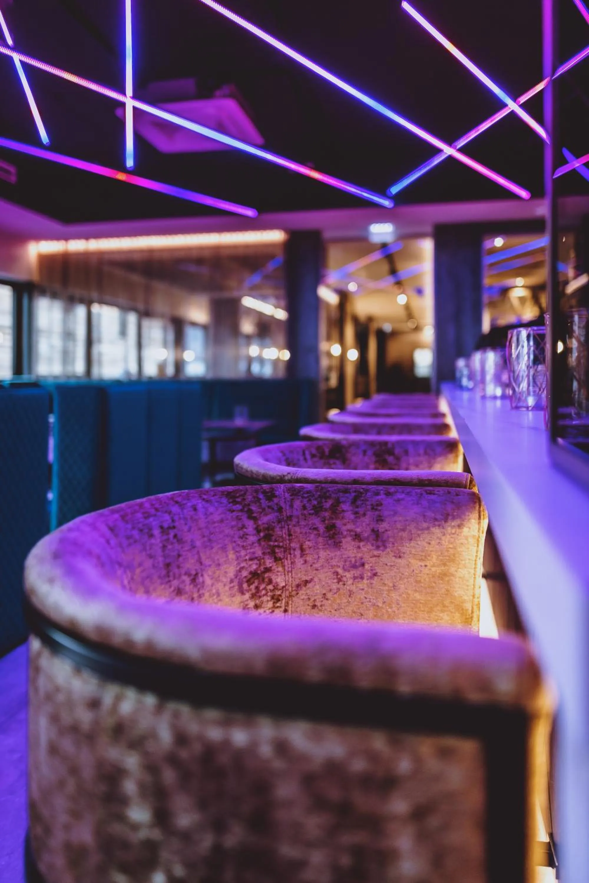 Lounge or bar in GLEMM by AvenidA Superior Hotel & Residences