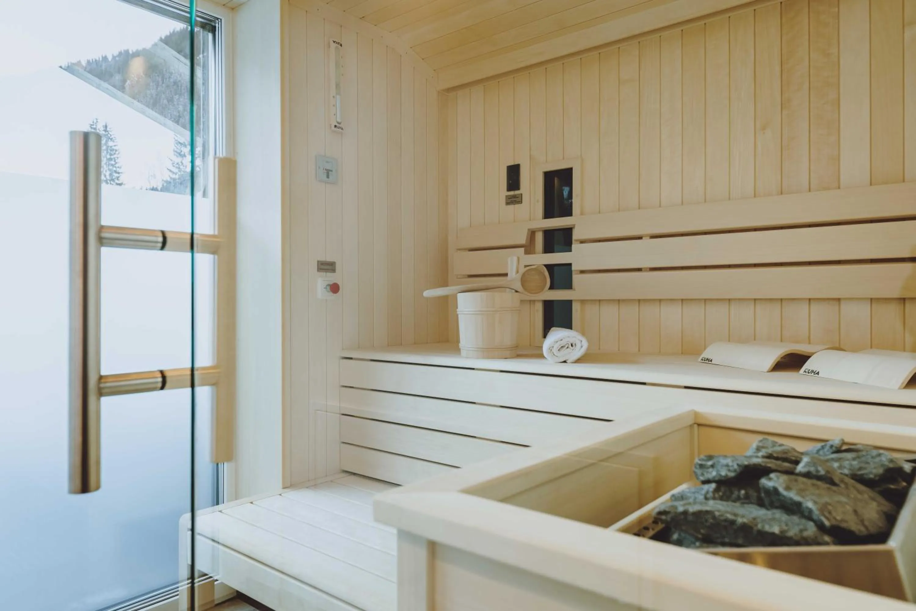 Sauna, Bed in GLEMM by AvenidA Superior Hotel & Residences
