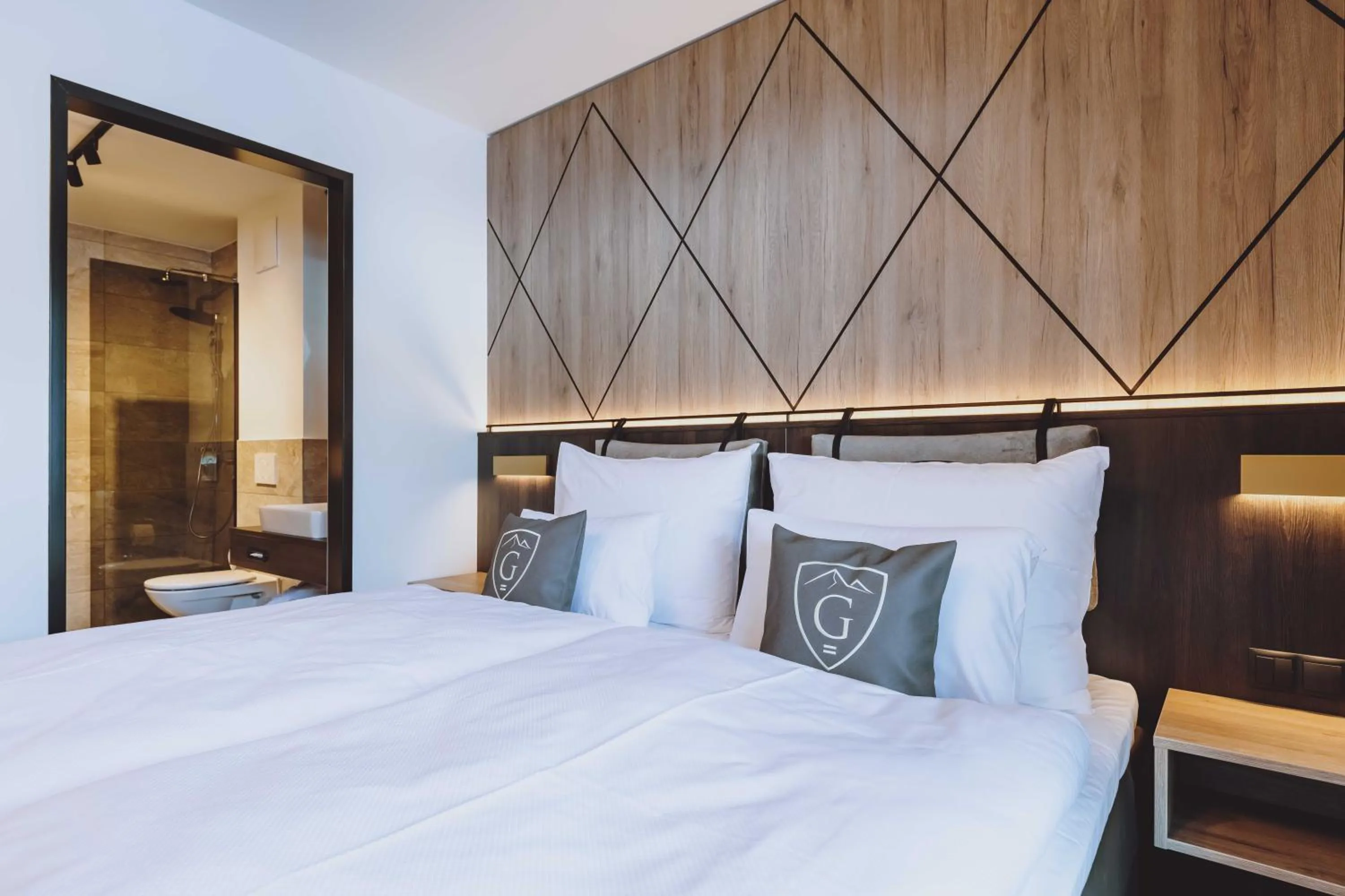 Bedroom, Bed in GLEMM by AvenidA Superior Hotel & Residences