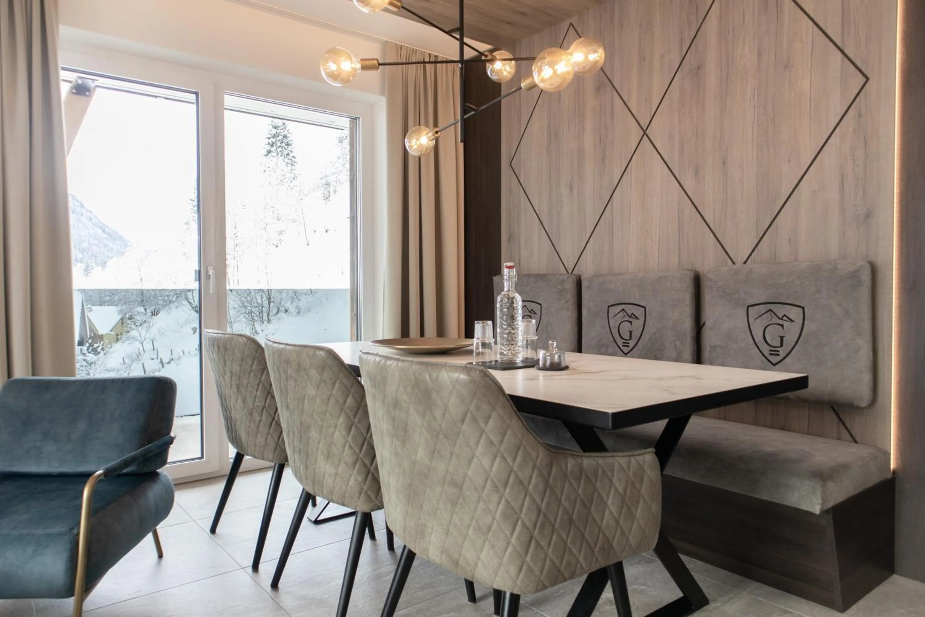 Seating area in GLEMM by AvenidA Superior Hotel & Residences