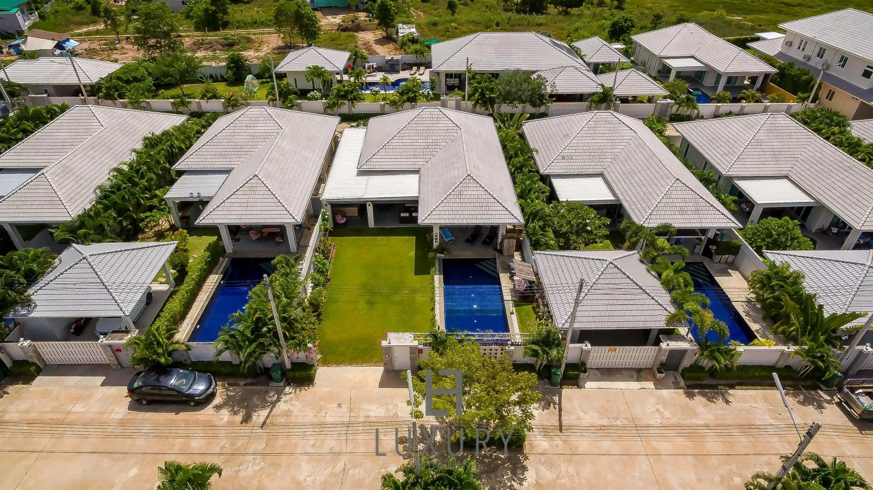 Cozy Modern 3 Bedroom Pool Villa L70