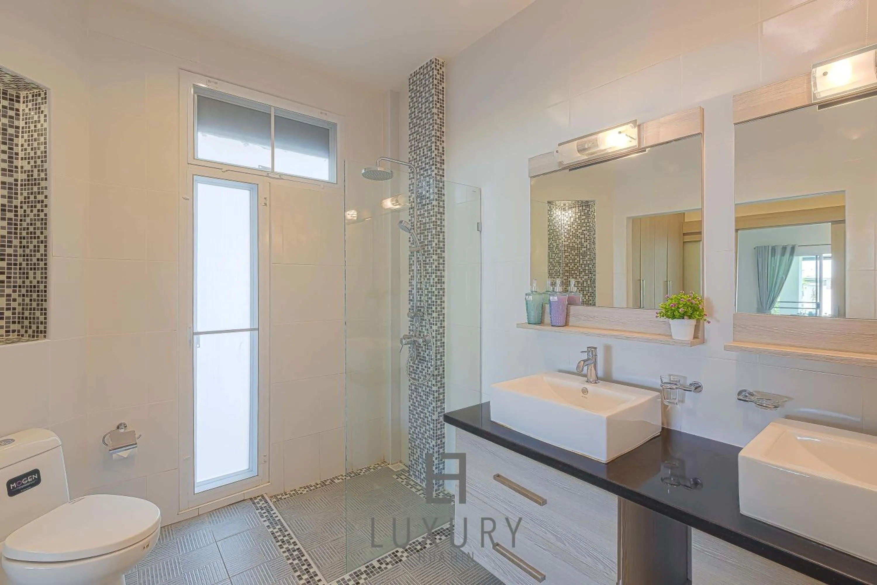 Cozy Modern 3 Bedroom Pool Villa L70