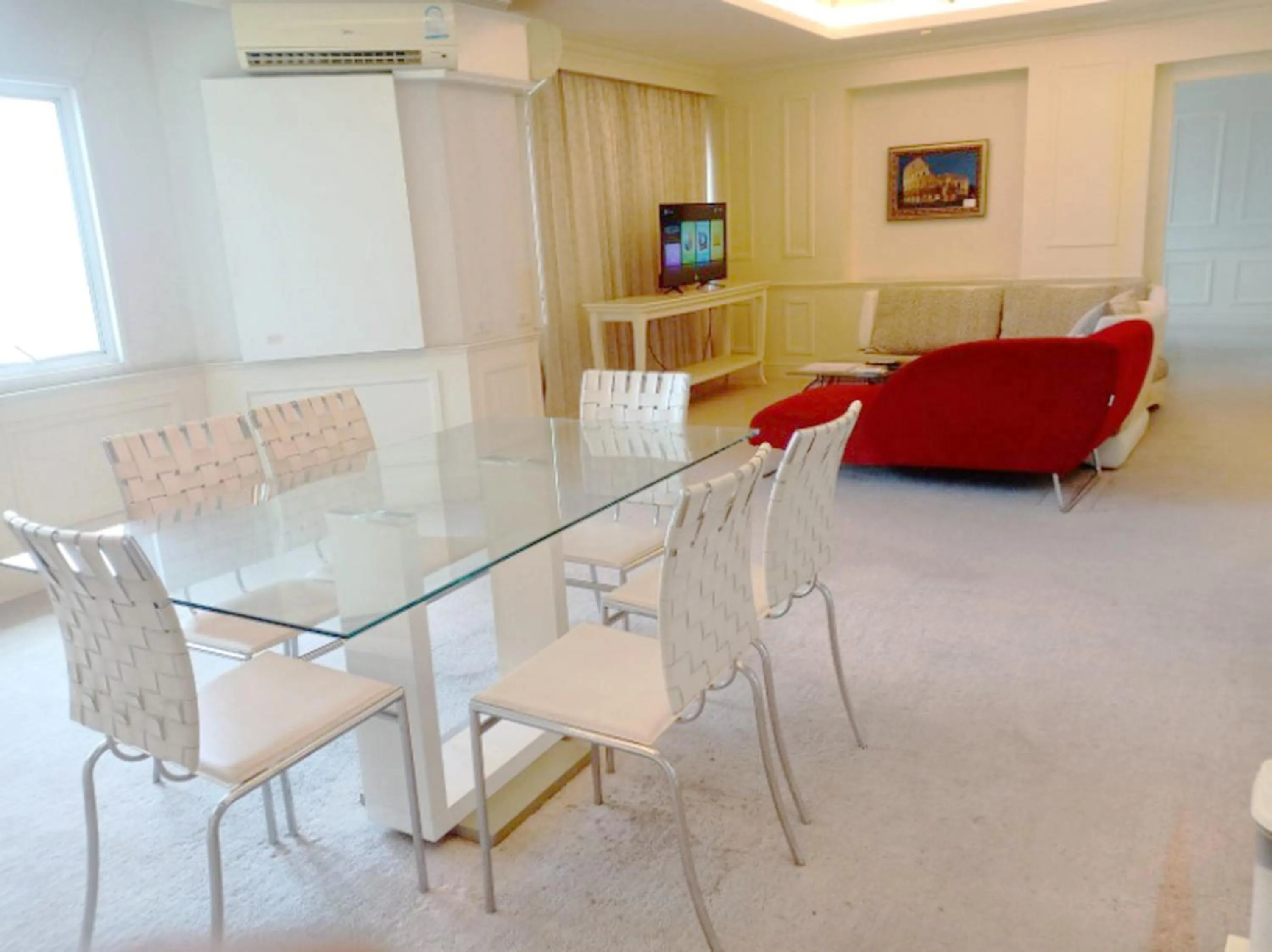 Dining area in V Verve Service Apartment Hotel