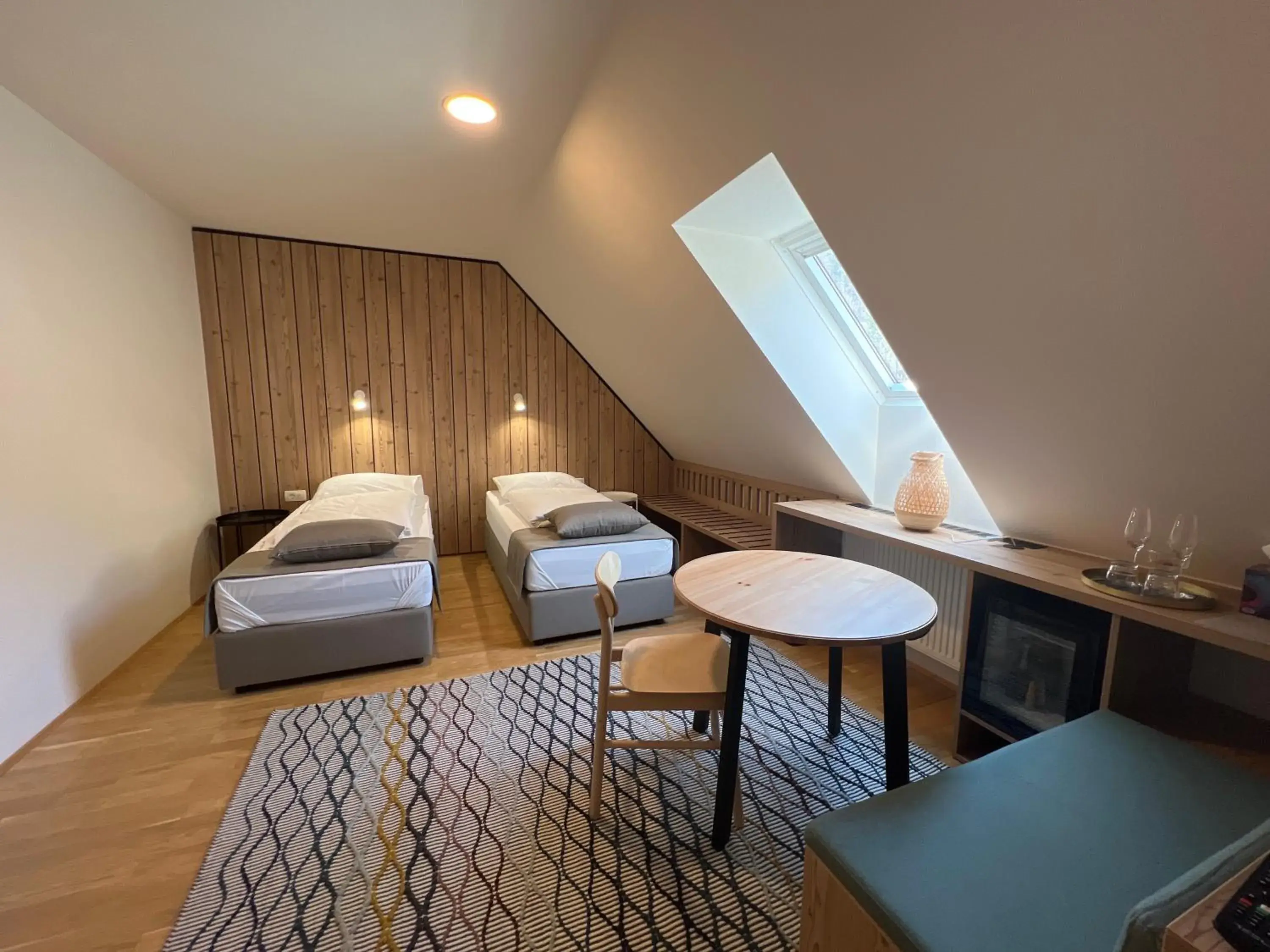 Large Double Room - single occupancy in Na Vasi restavracija in prenočišča Large Double Room - single occupancy in Na Vasi restavracija in prenočišča