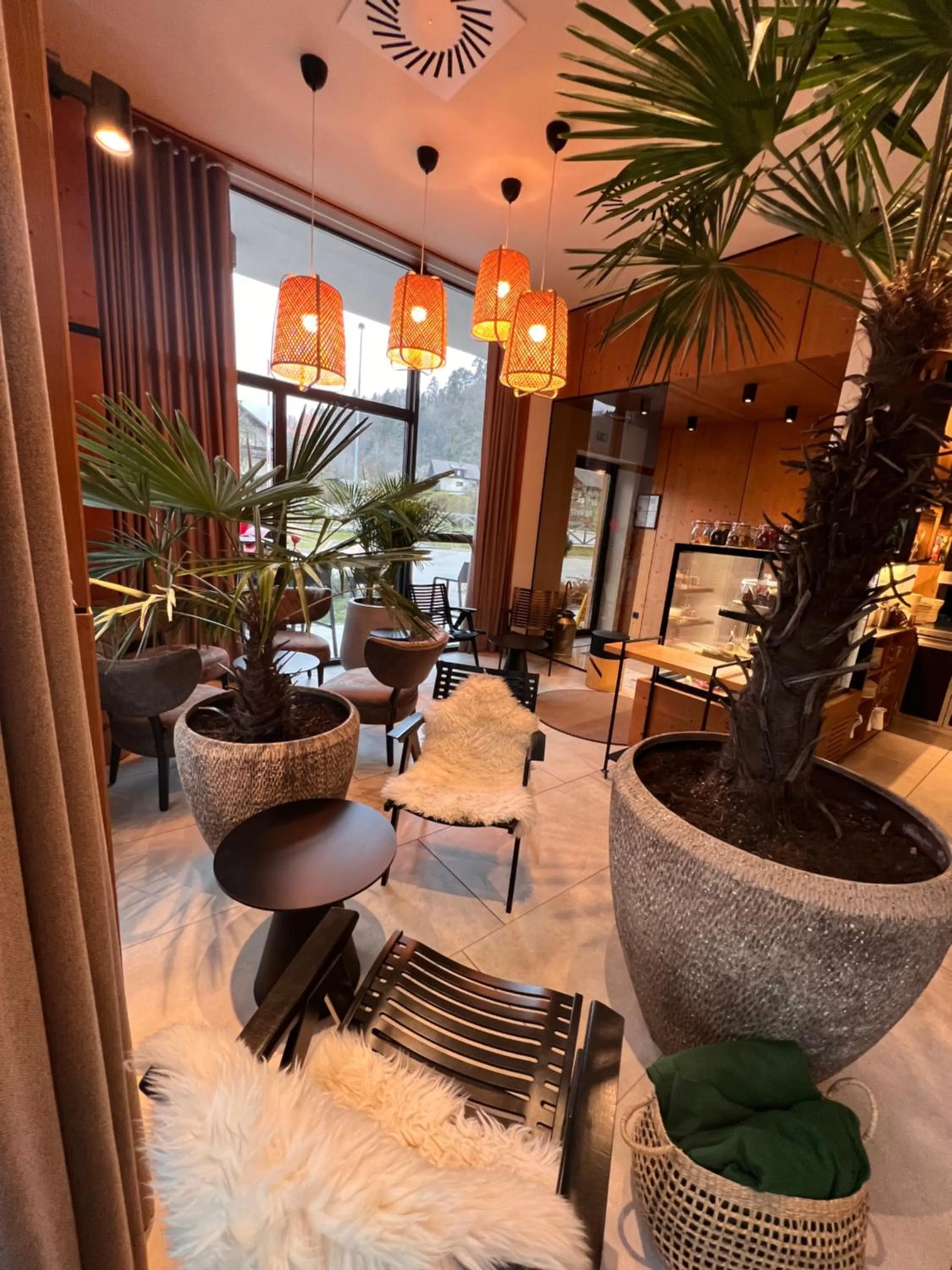 Na Vasi restavracija in prenočišča