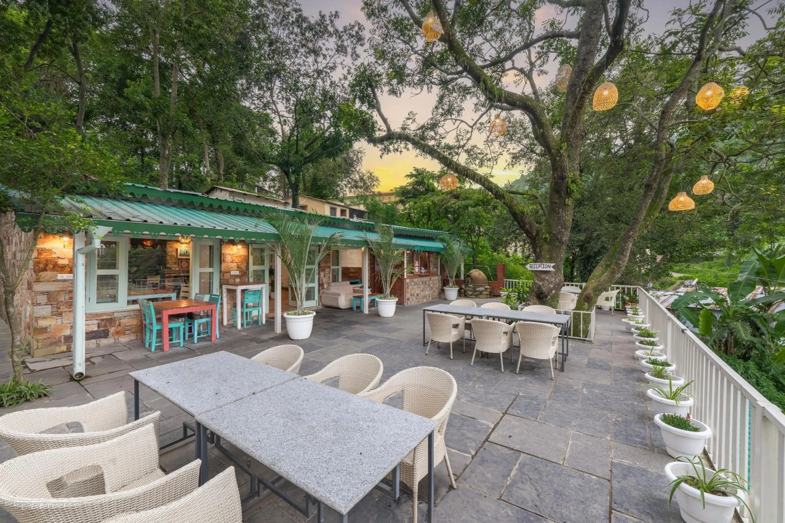 Patio in Echor Malusara Lakeview Retreat Bhimtal