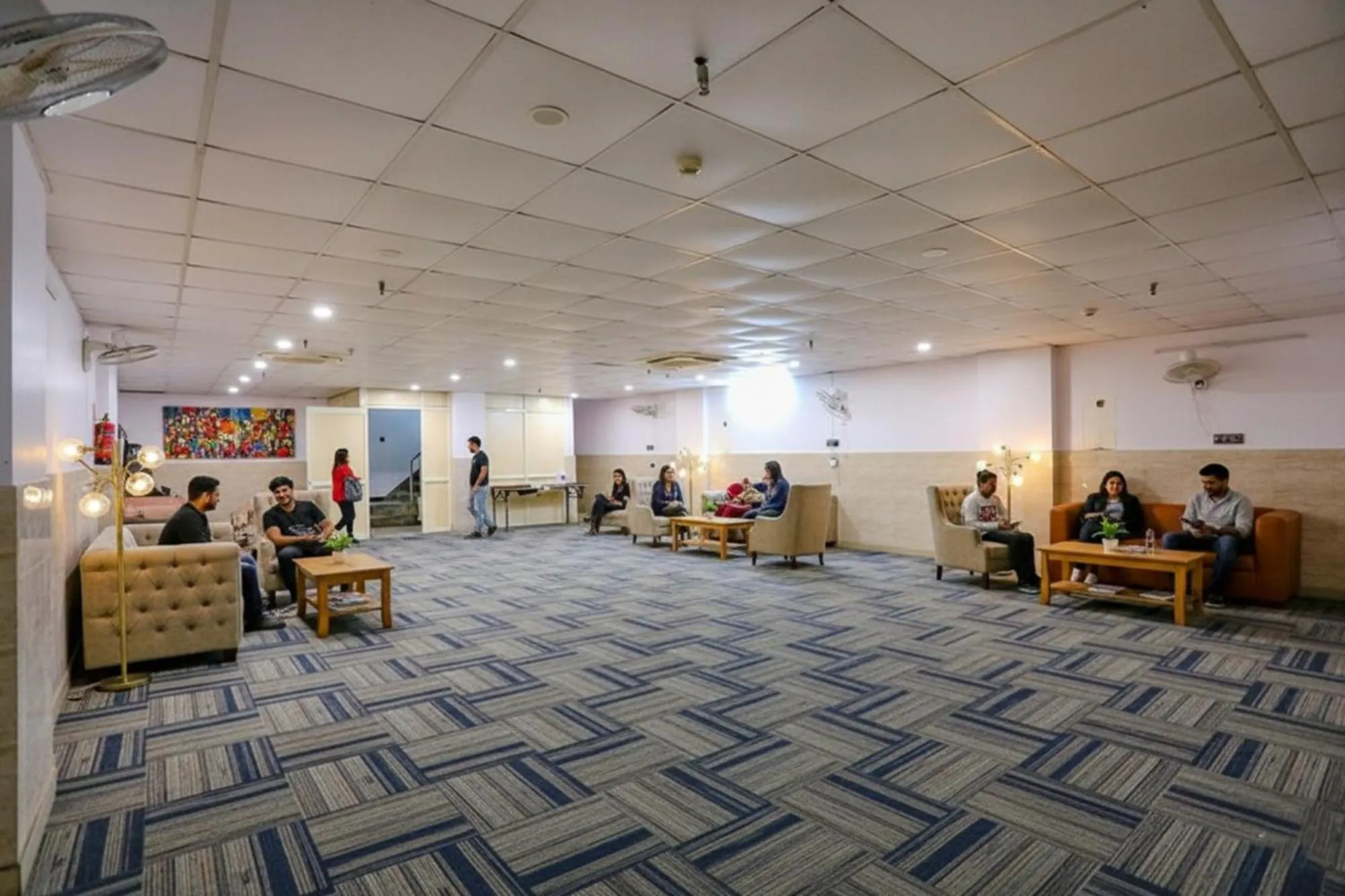 Seating area in Via Rama