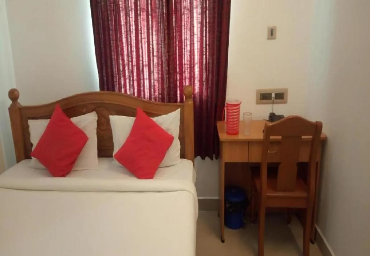 Bedroom in Haleemas Residency