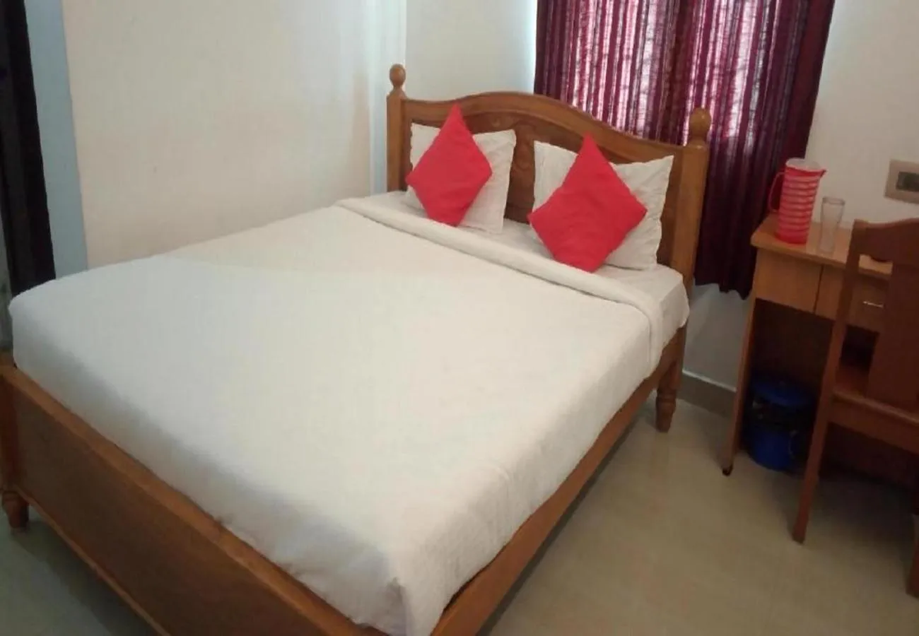 Bedroom in Haleemas Residency