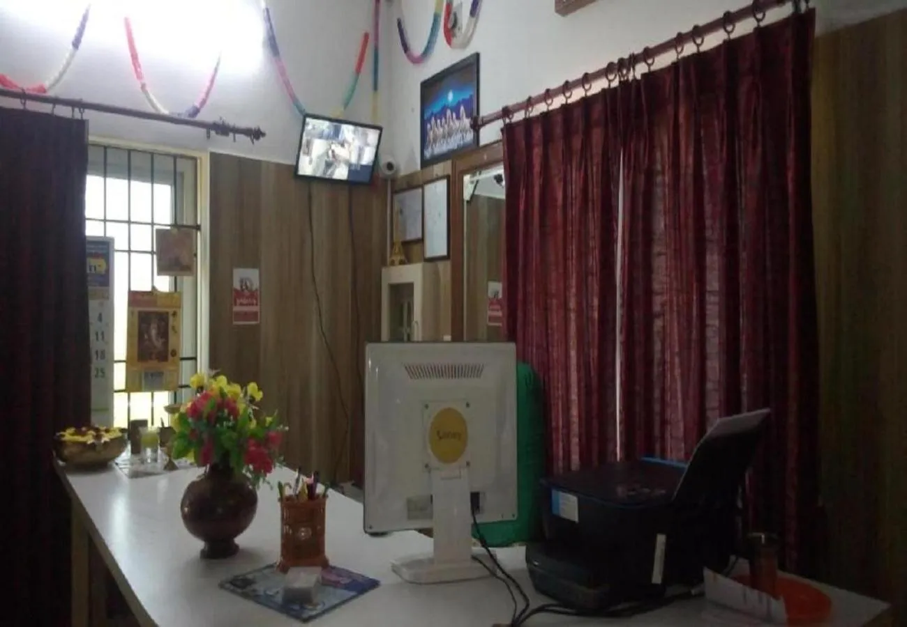 Lobby or reception in Haleemas Residency