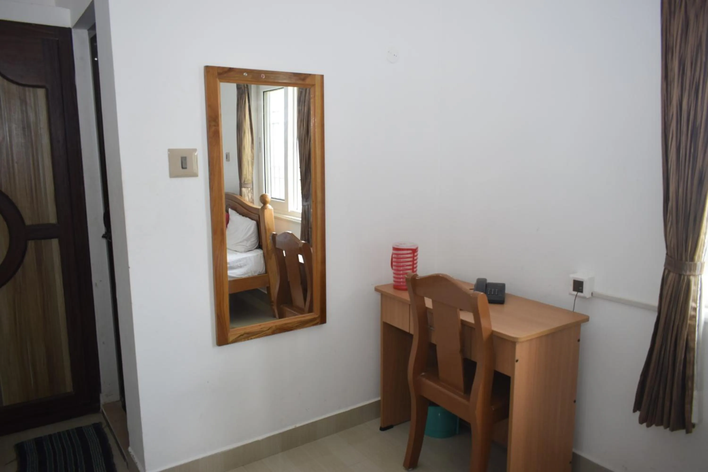 TV and multimedia in Haleemas Residency