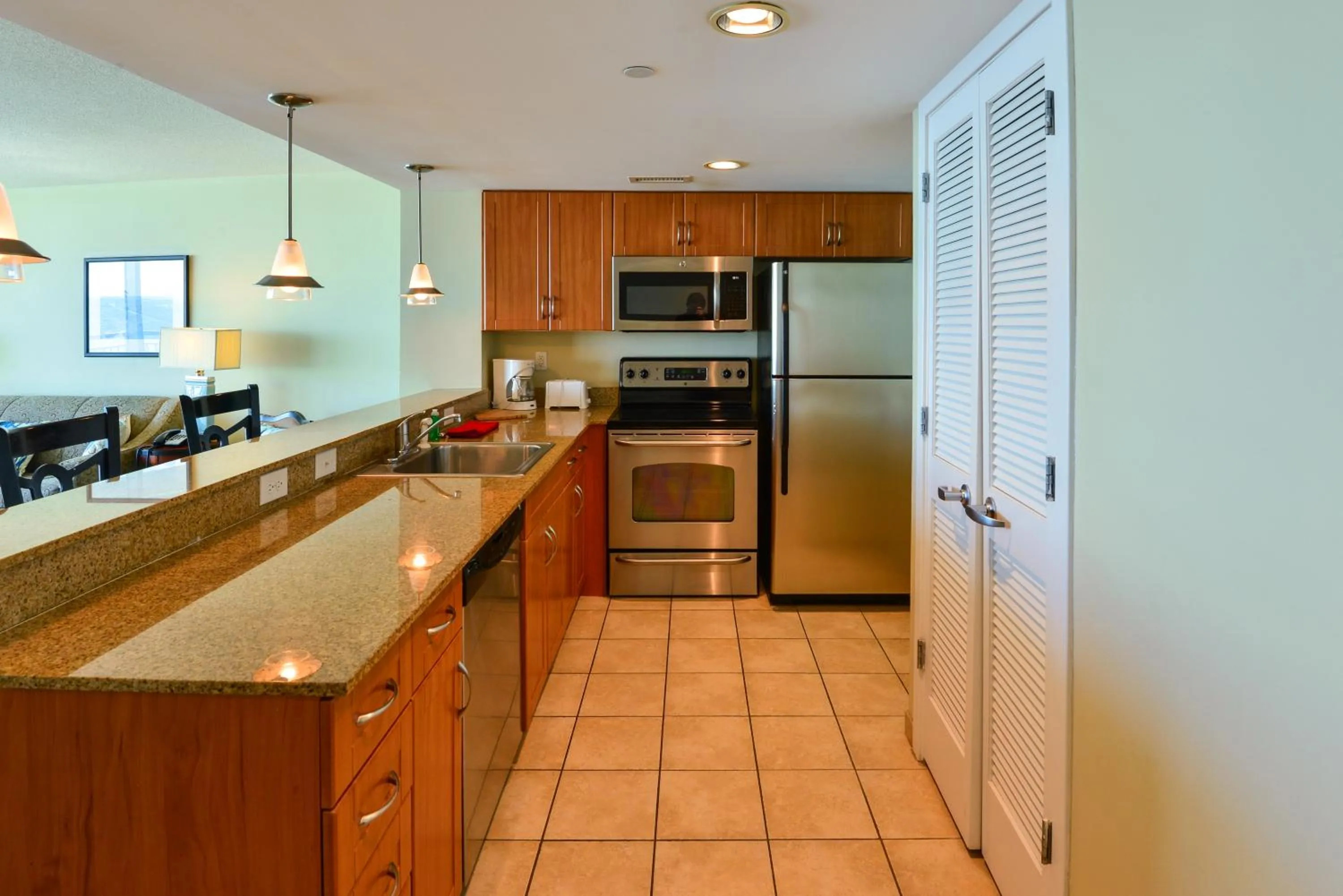 Deluxe Ocean Front Two-Bedroom Condo in Sandy Beach Resort