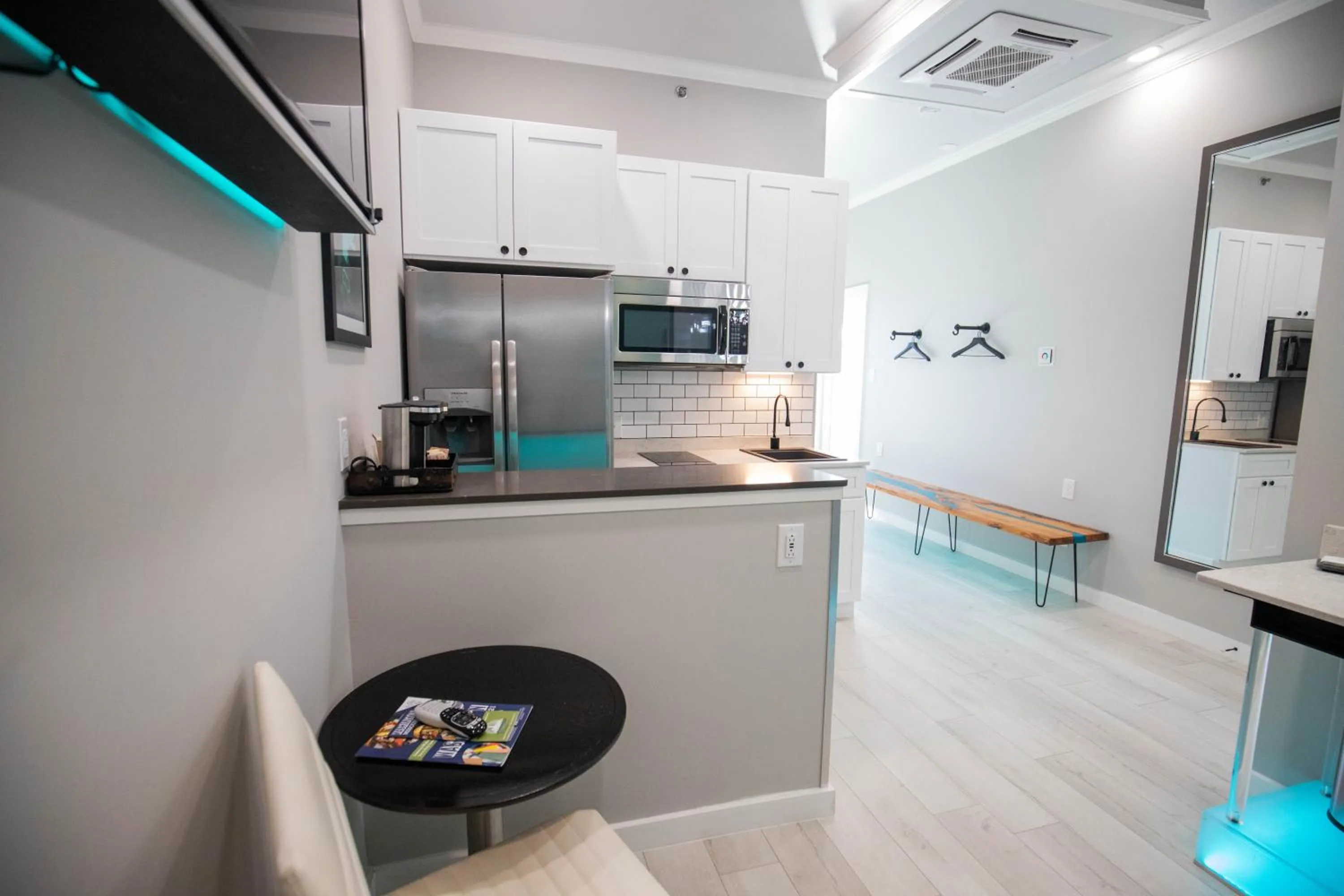 River Sirens Hotel-Contactless Check in Hotel