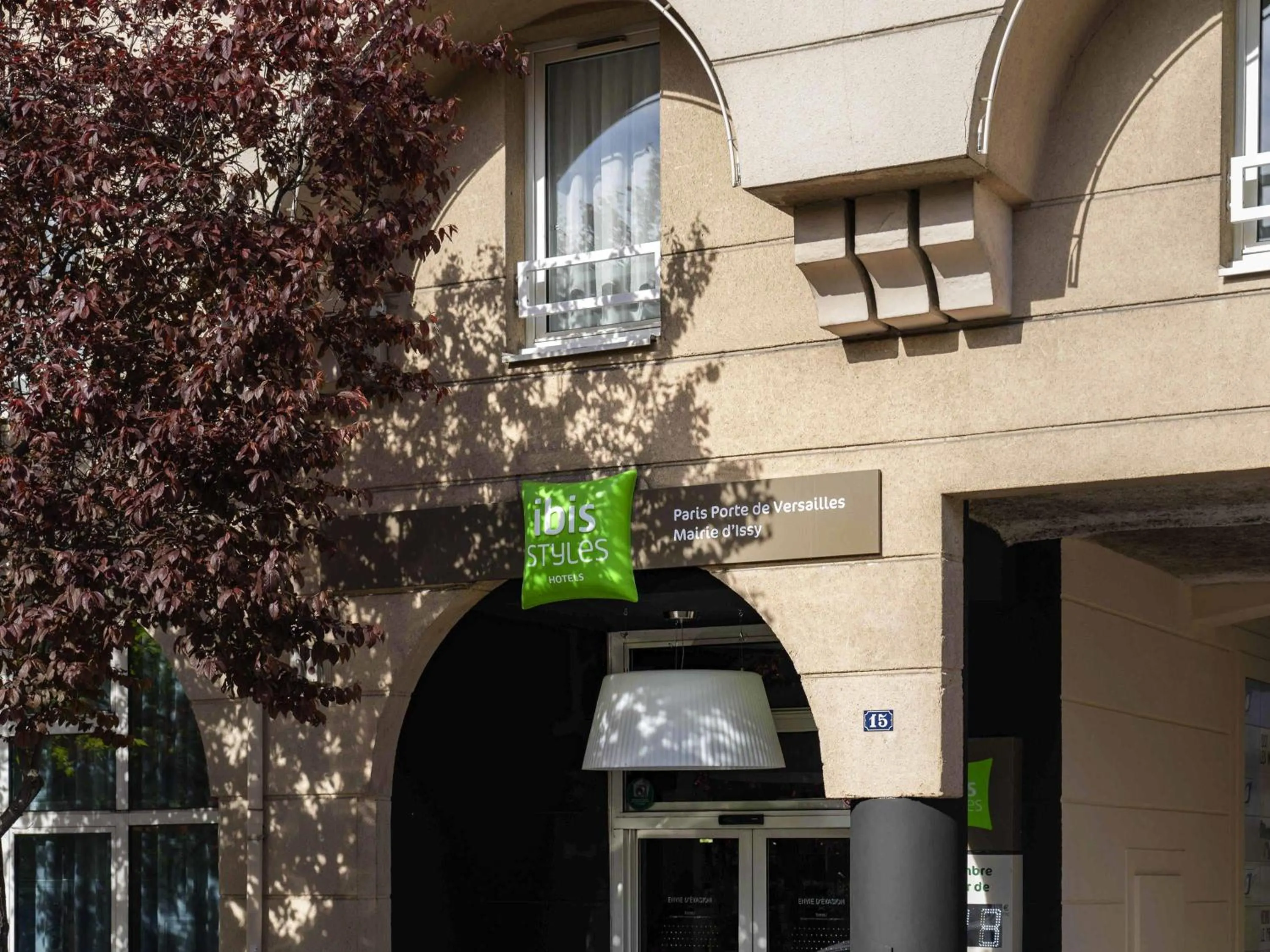 Property building in ibis Styles Paris Porte de Versailles - Mairie d'Issy