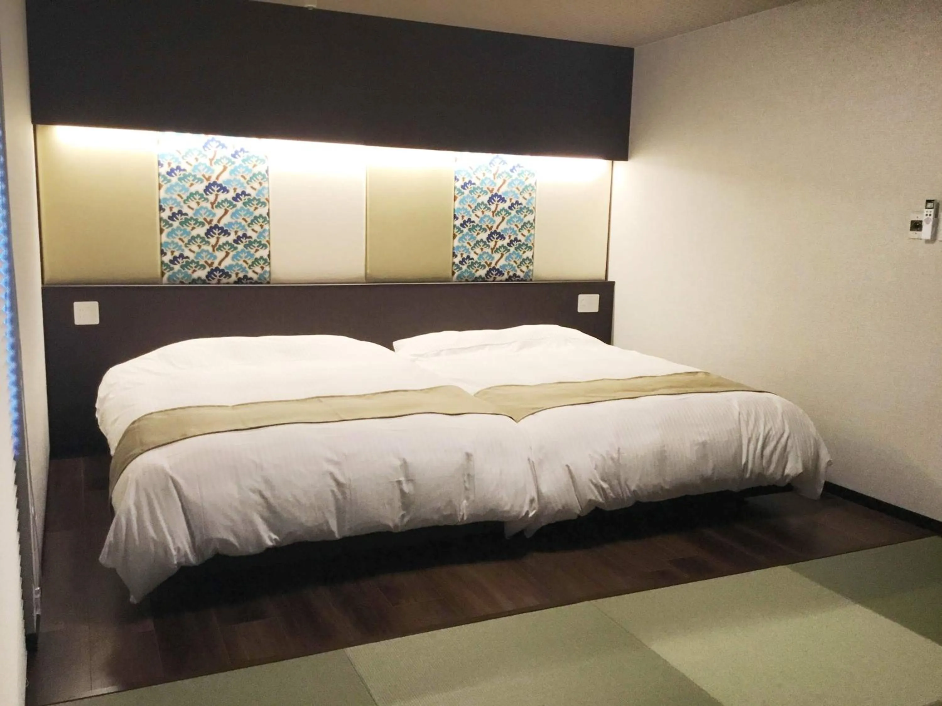 Bed in Kyoto Central Inn