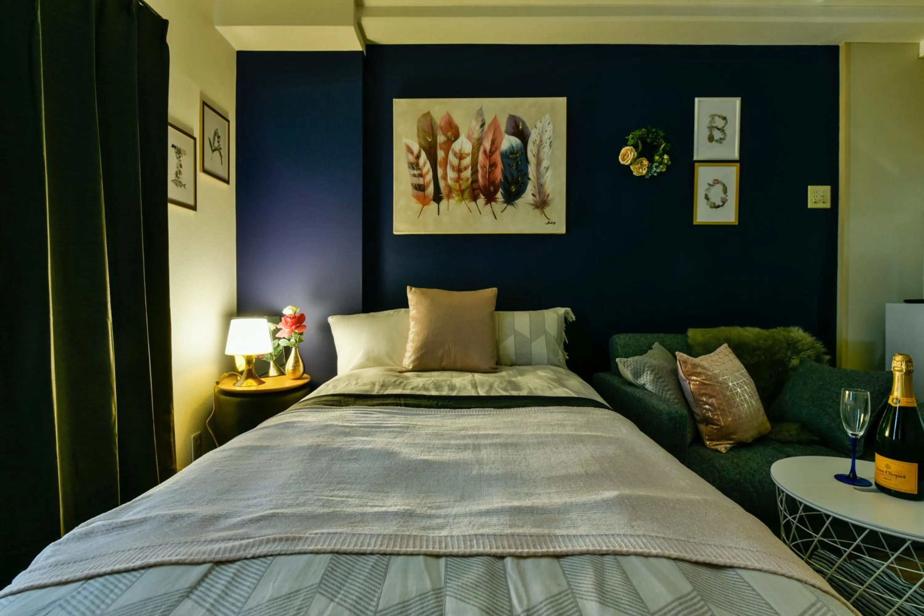 Bed in Hotel Flourish 67