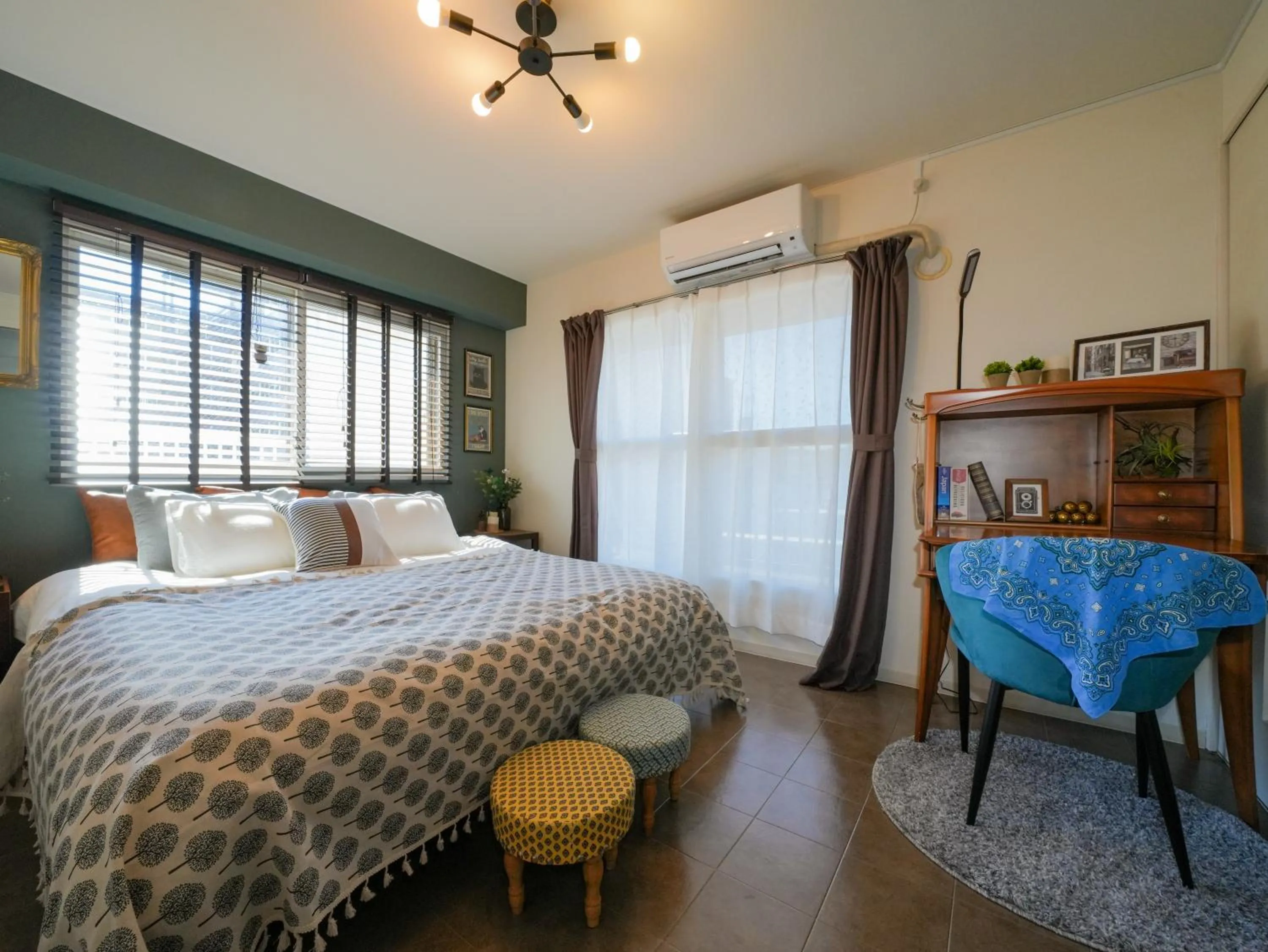 Bed in Hotel Flourish 67