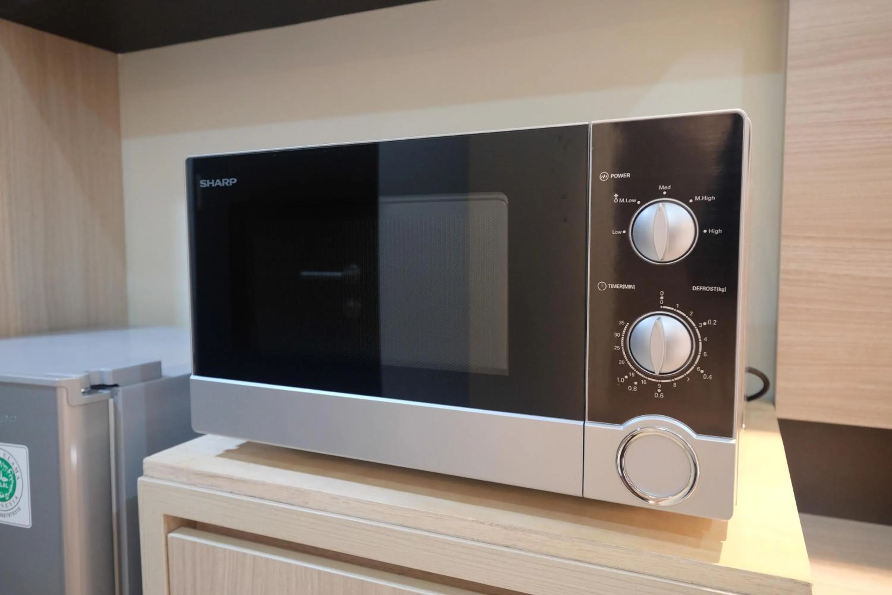 New Furnished with Cozy Stay @ Studio Mustika Golf Residence Apartment By Travelio