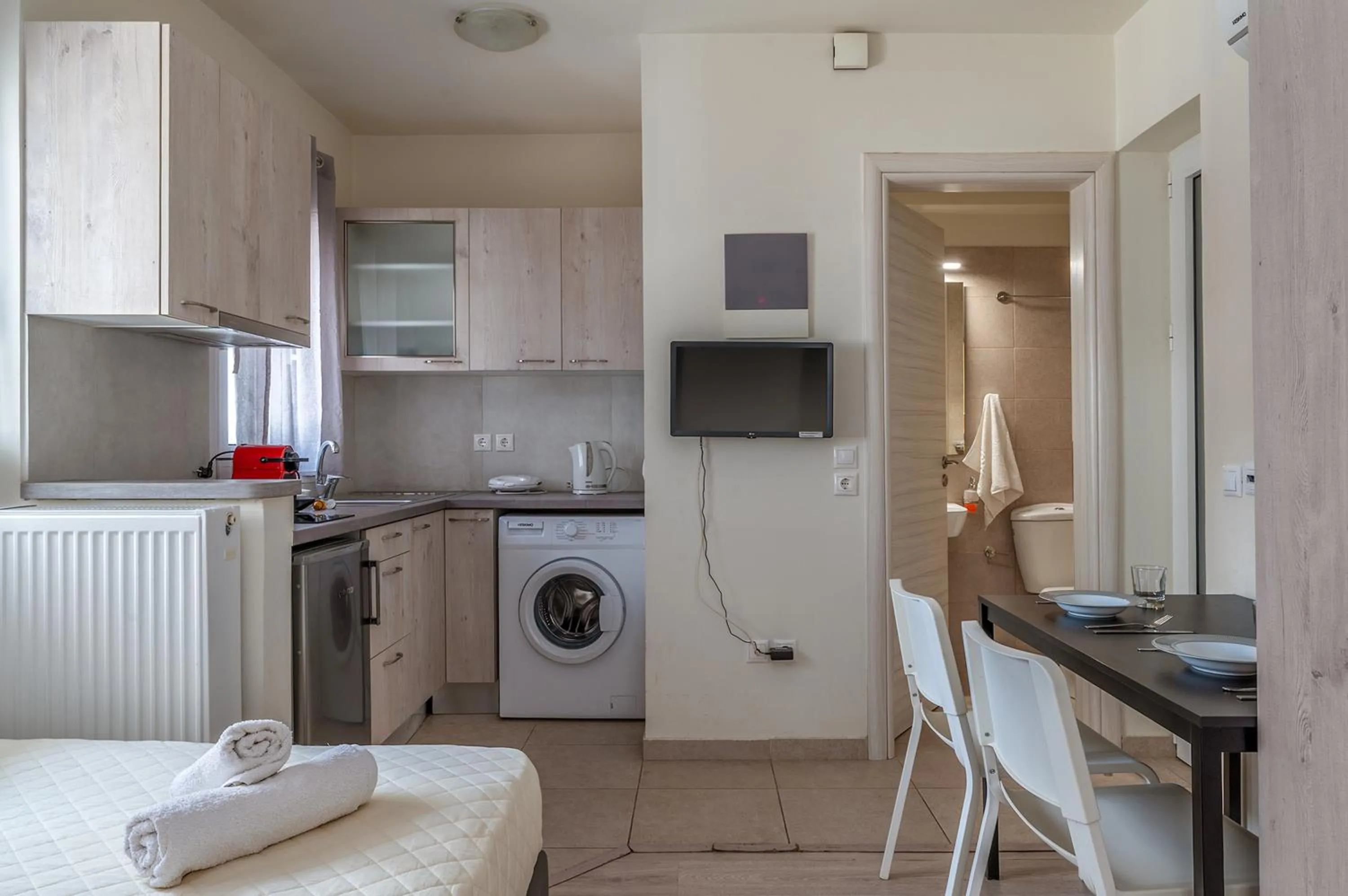 Kitchen or kitchenette in Elvita Apartments 3