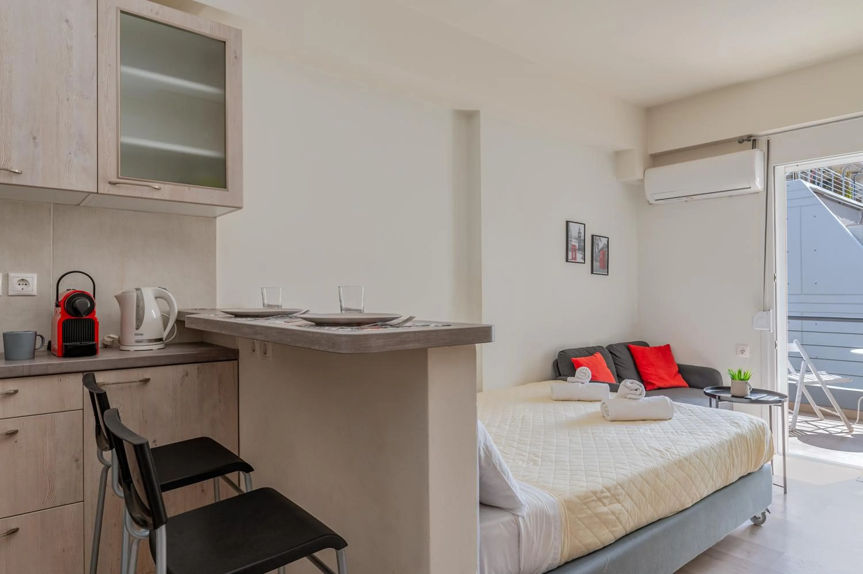 Photo of the whole room, Bed in Elvita Apartments 3