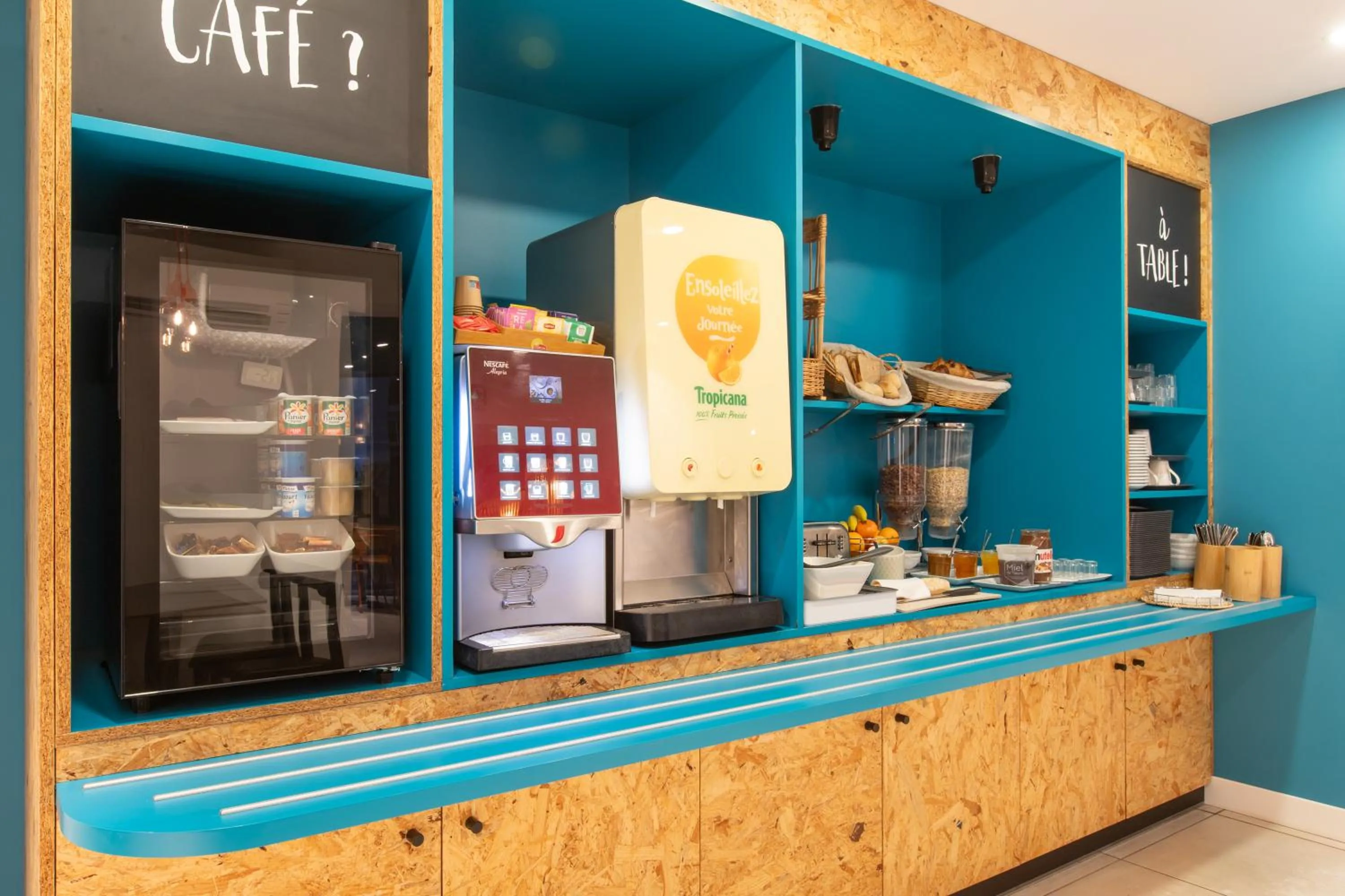 Buffet breakfast in Kyriad Direct Dijon Sud - Chenove