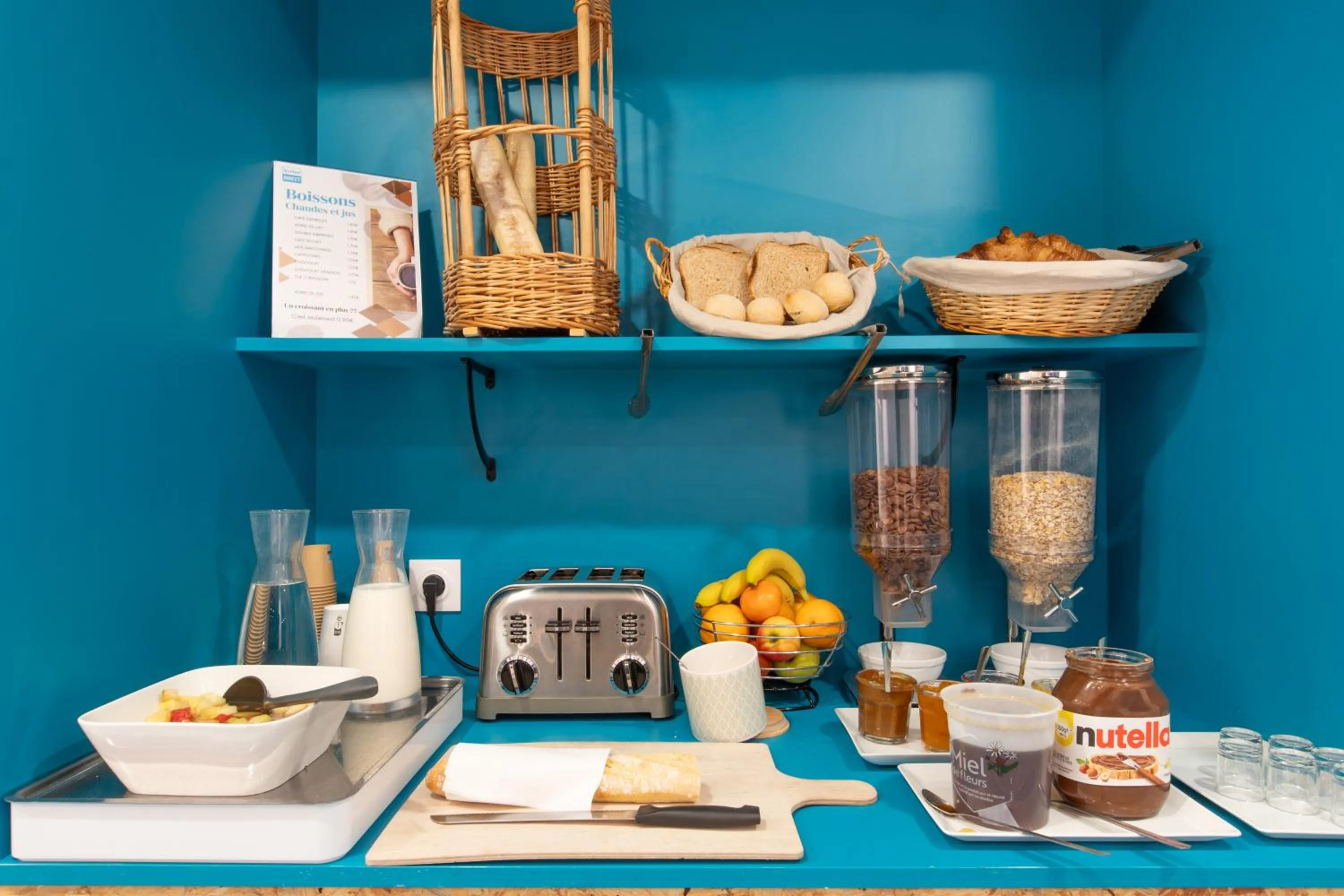 Food and drinks in Kyriad Direct Dijon Sud - Chenove