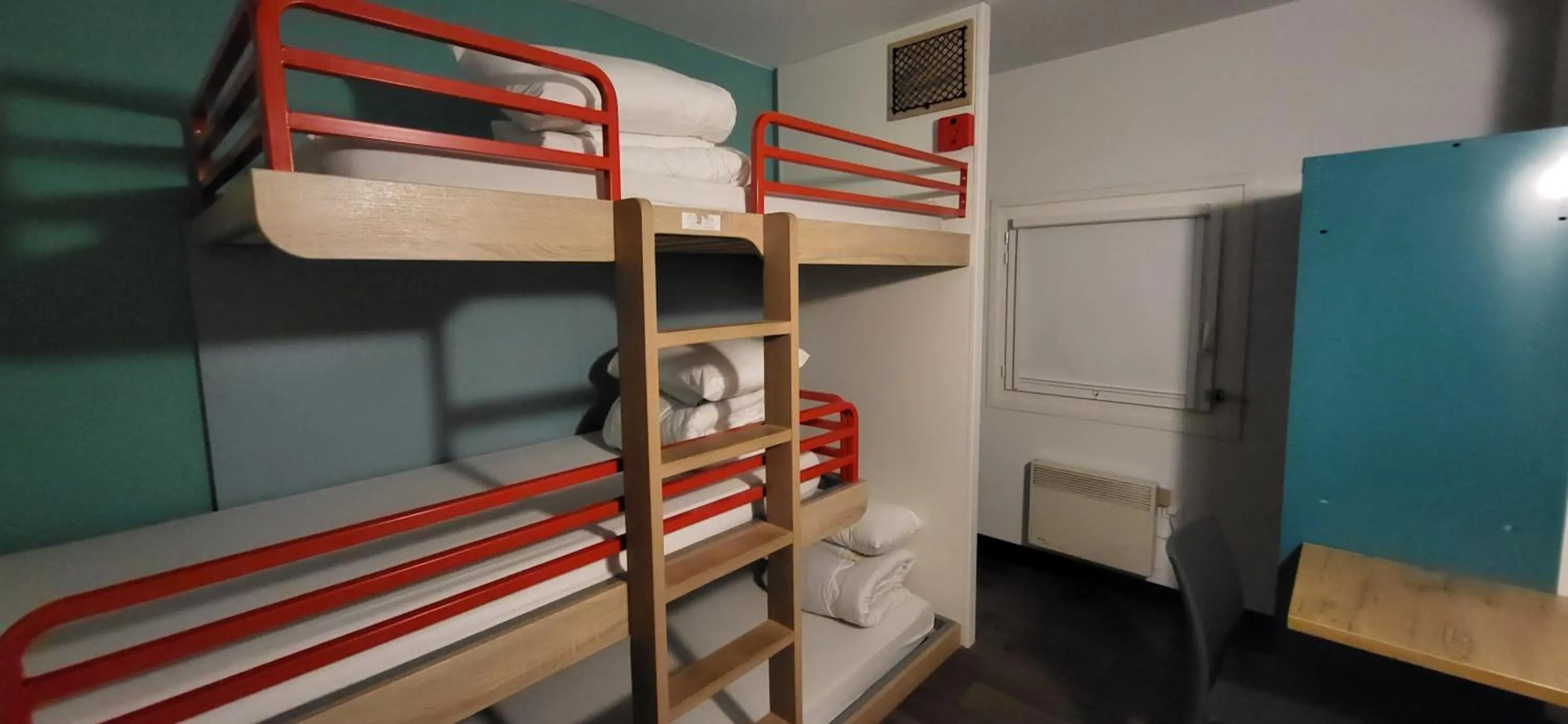 bunk bed, Bed in hotelF1 Dijon Nord