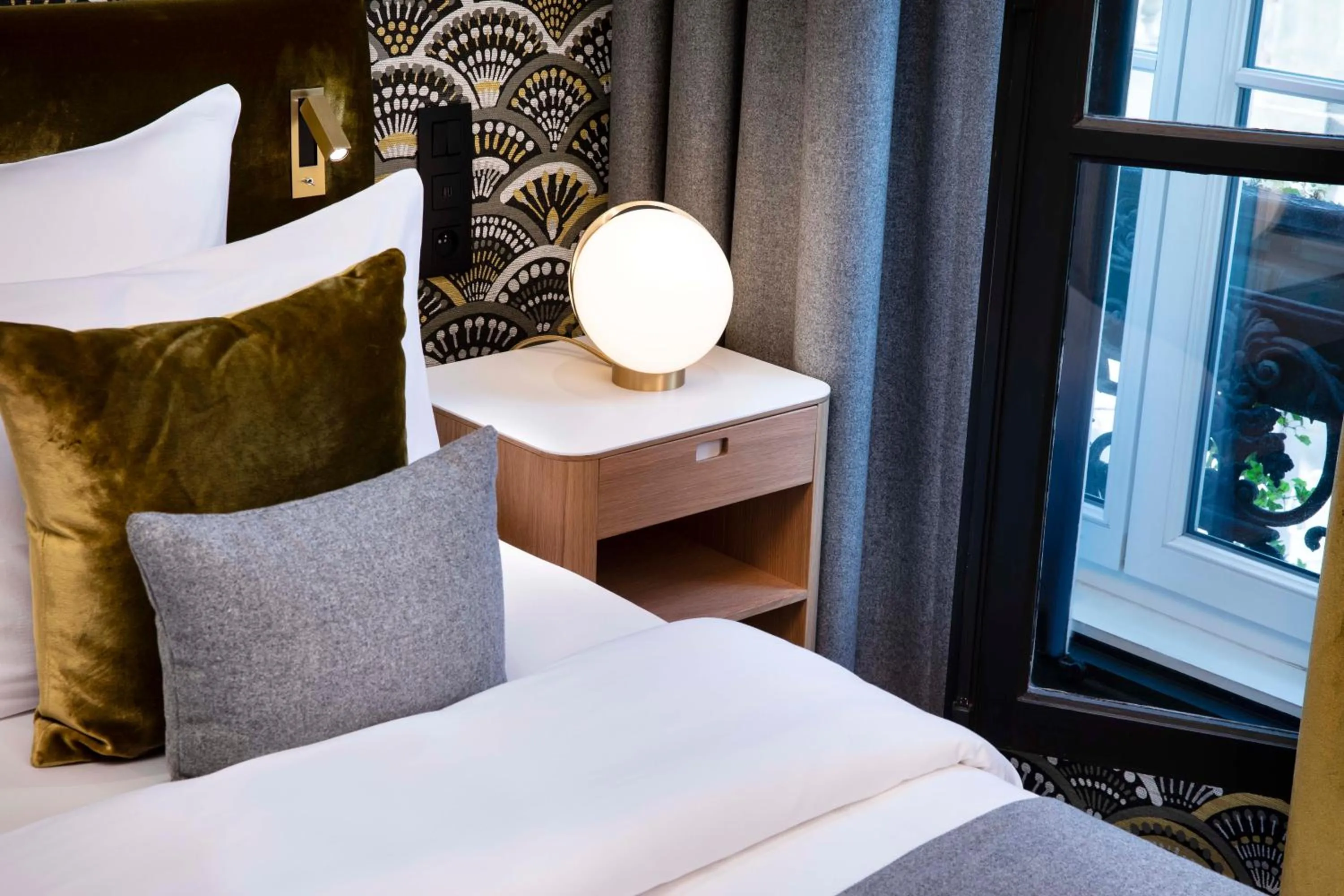 Bed in Hotel Pas De Calais