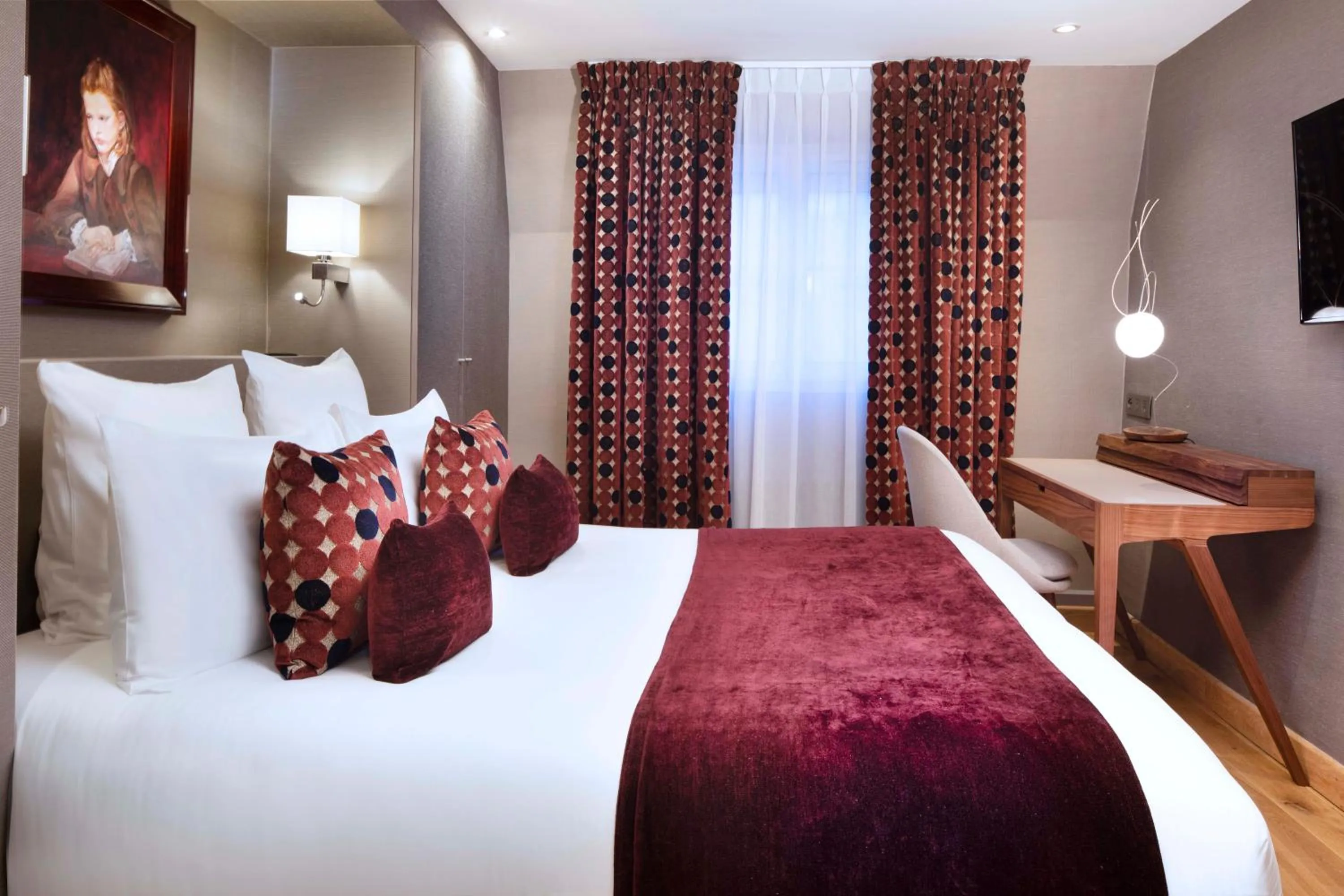 Bed in Hotel Pas De Calais