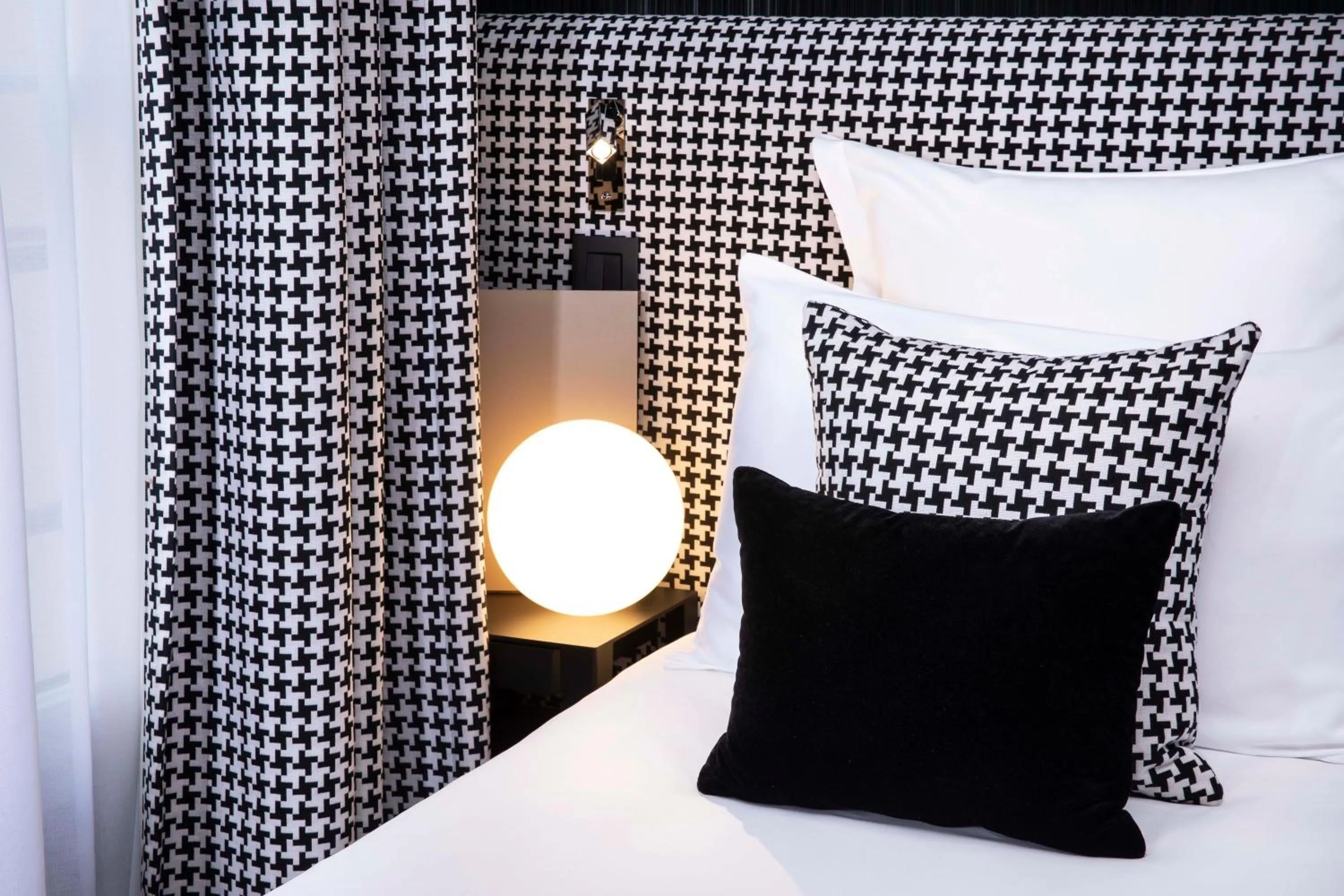 Bed in Hotel Pas De Calais