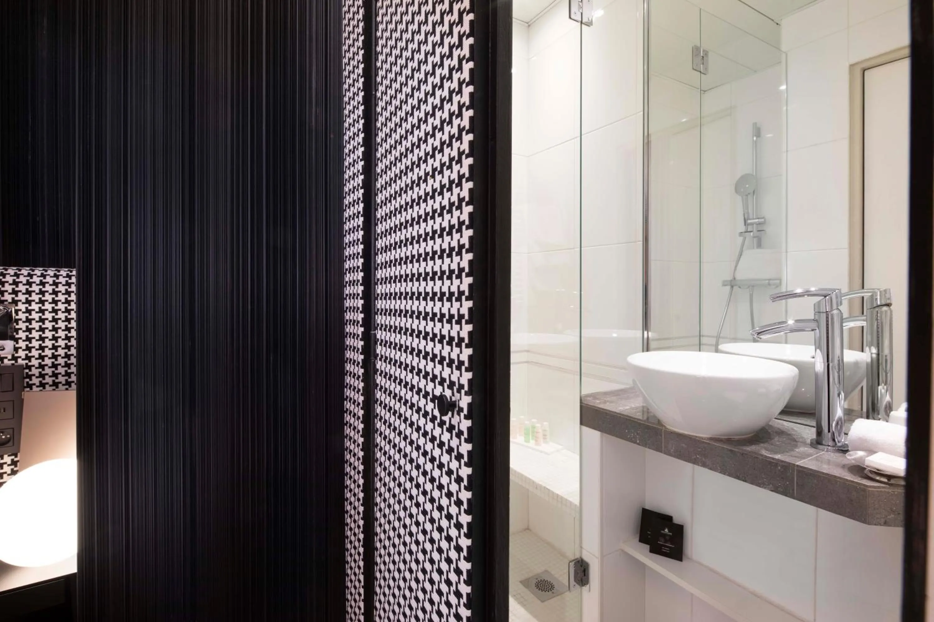 Shower in Hotel Pas De Calais