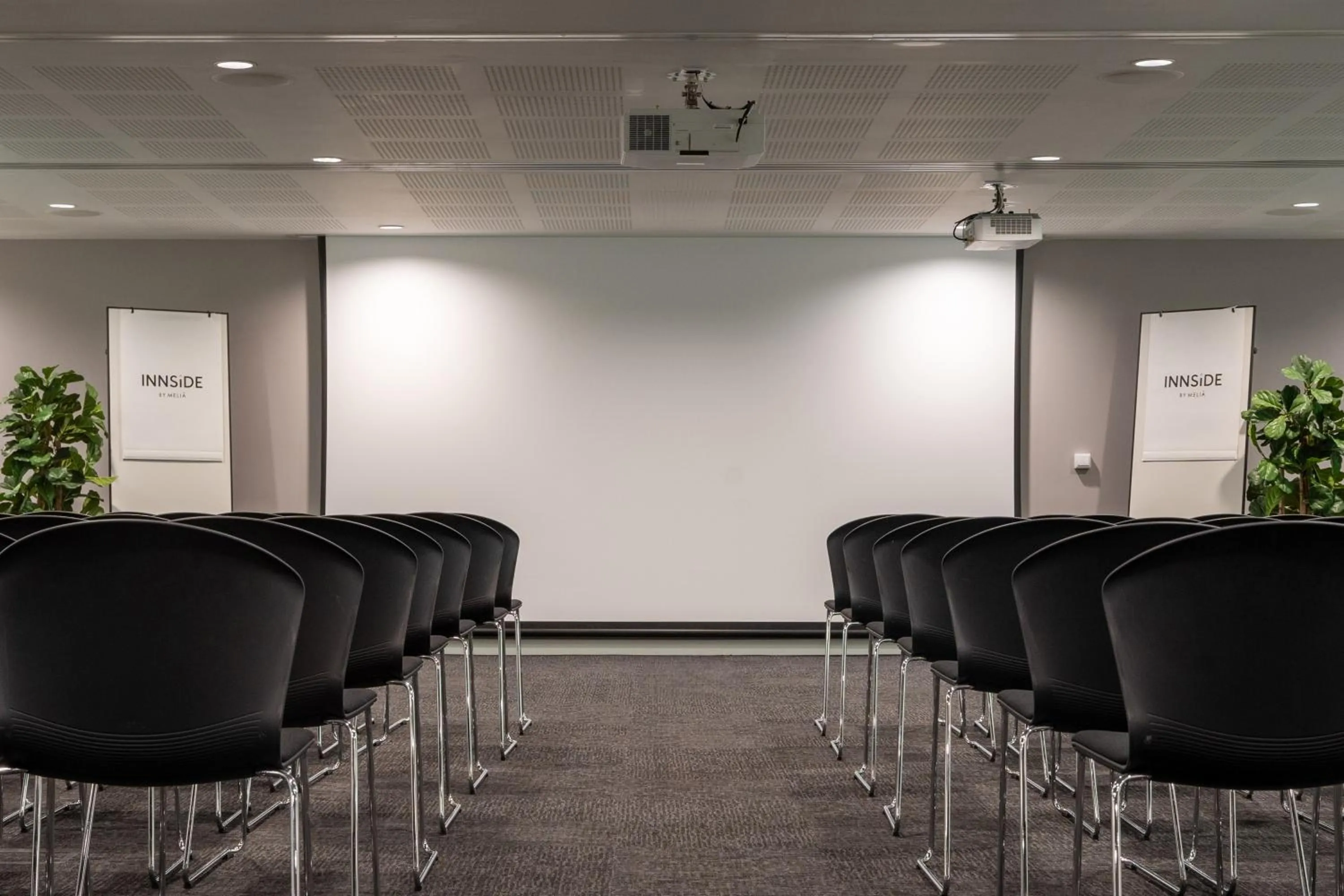 Meeting/conference room in INNSiDE by Meliá Newcastle