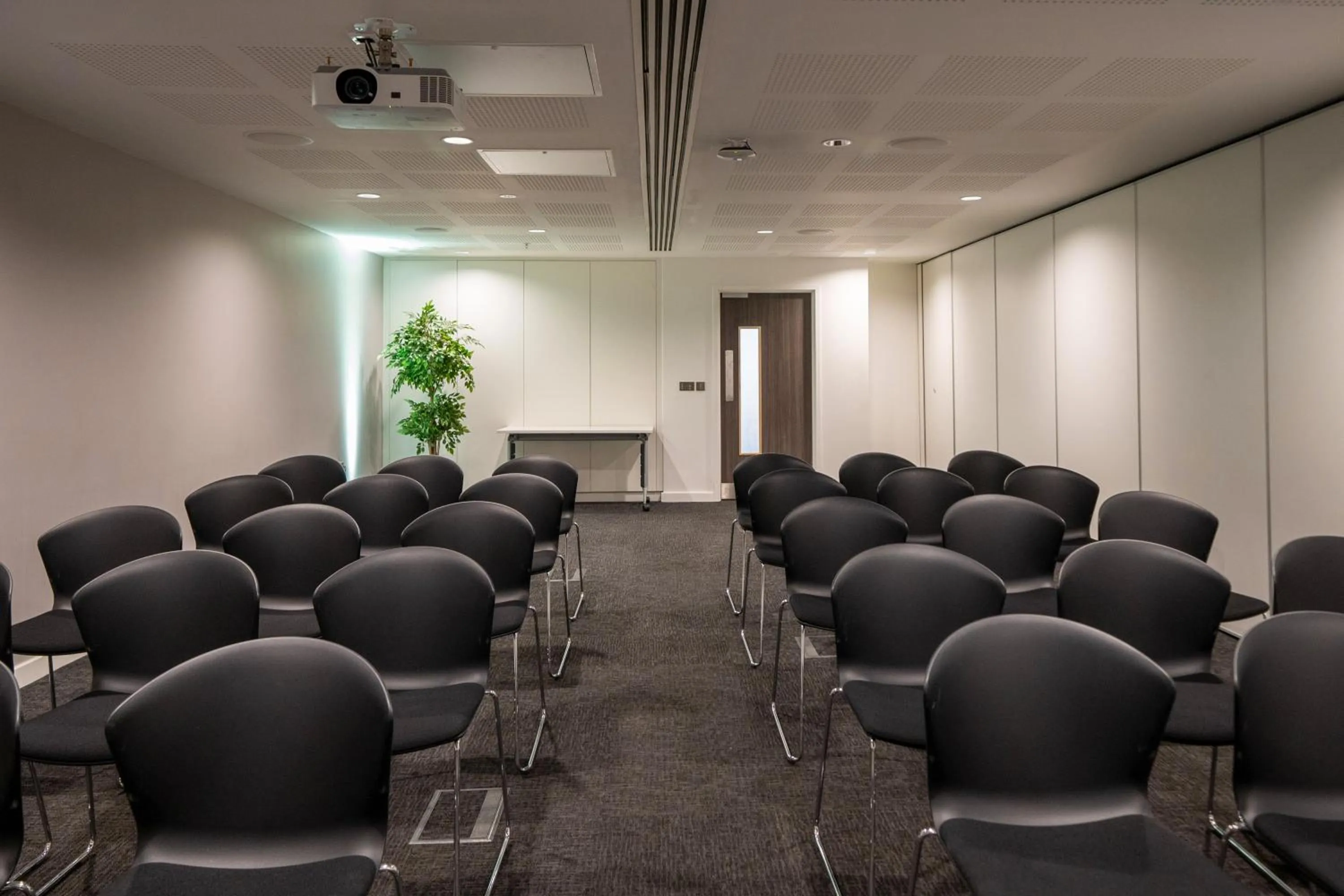 Meeting/conference room in INNSiDE by Meliá Newcastle