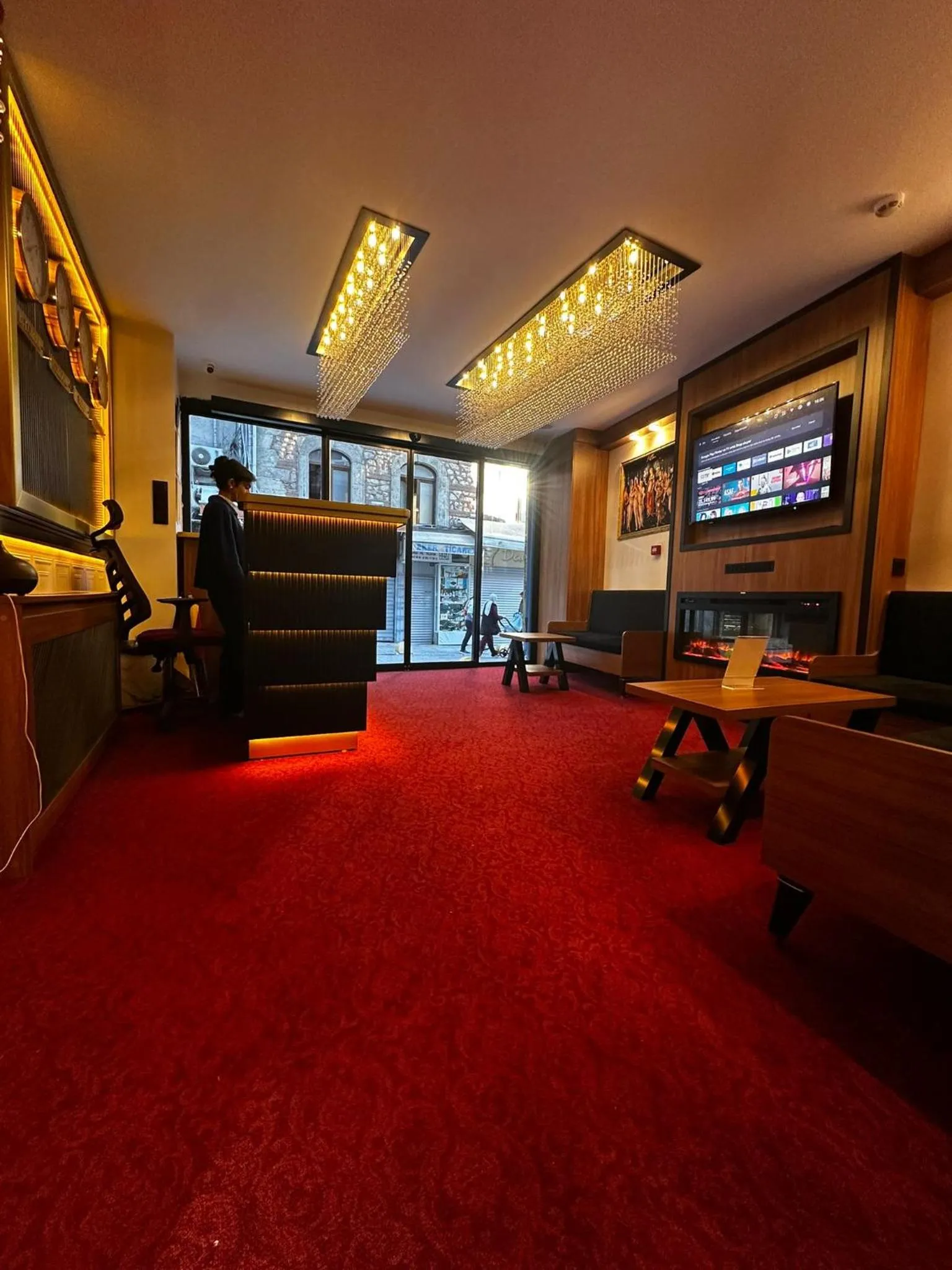 Communal lounge/ TV room in Blueway Hotel Istanbul Bakırköy City Center