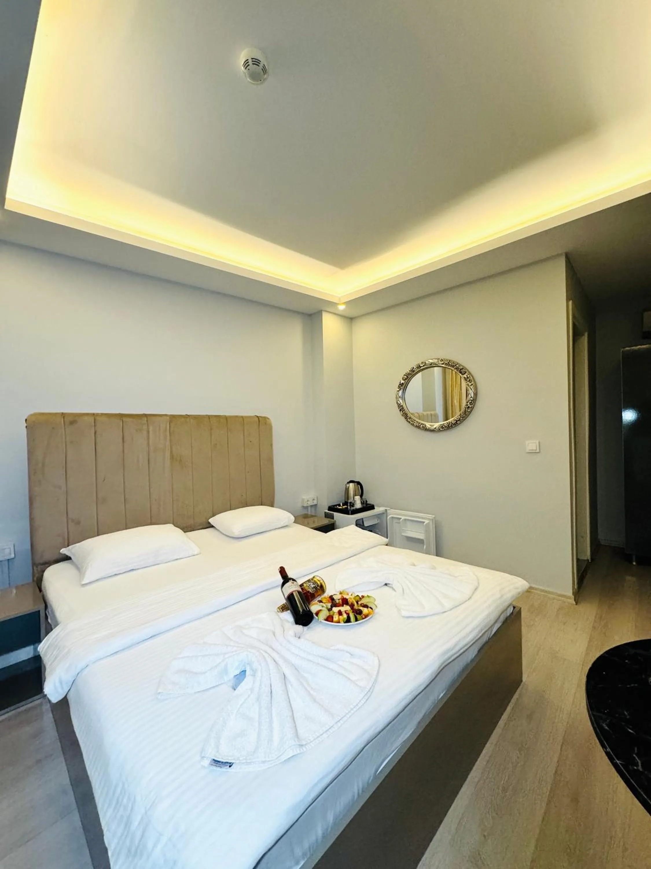 Photo of the whole room, Bed in Blueway Hotel Istanbul Bakırköy City Center