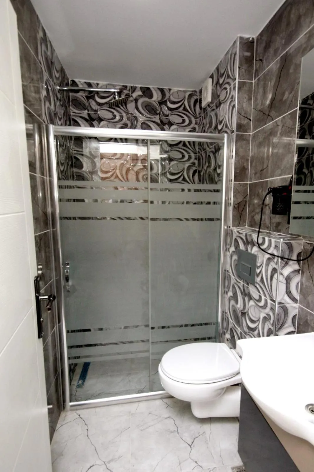 Shower in Blueway Hotel Istanbul Bakırköy City Center