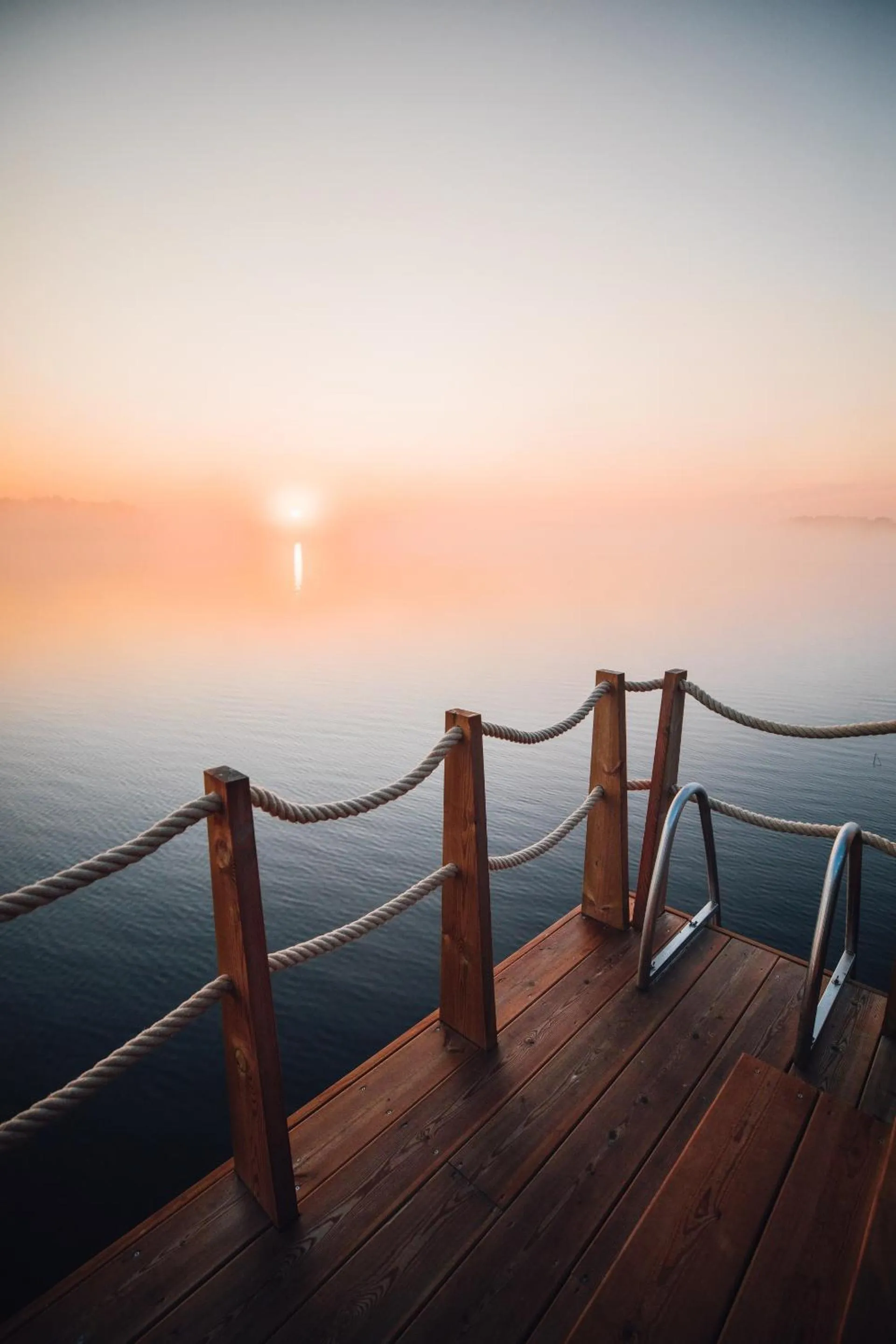 Patio in Lake Hotel Lehmonkärki - Haasi Mirror Houses