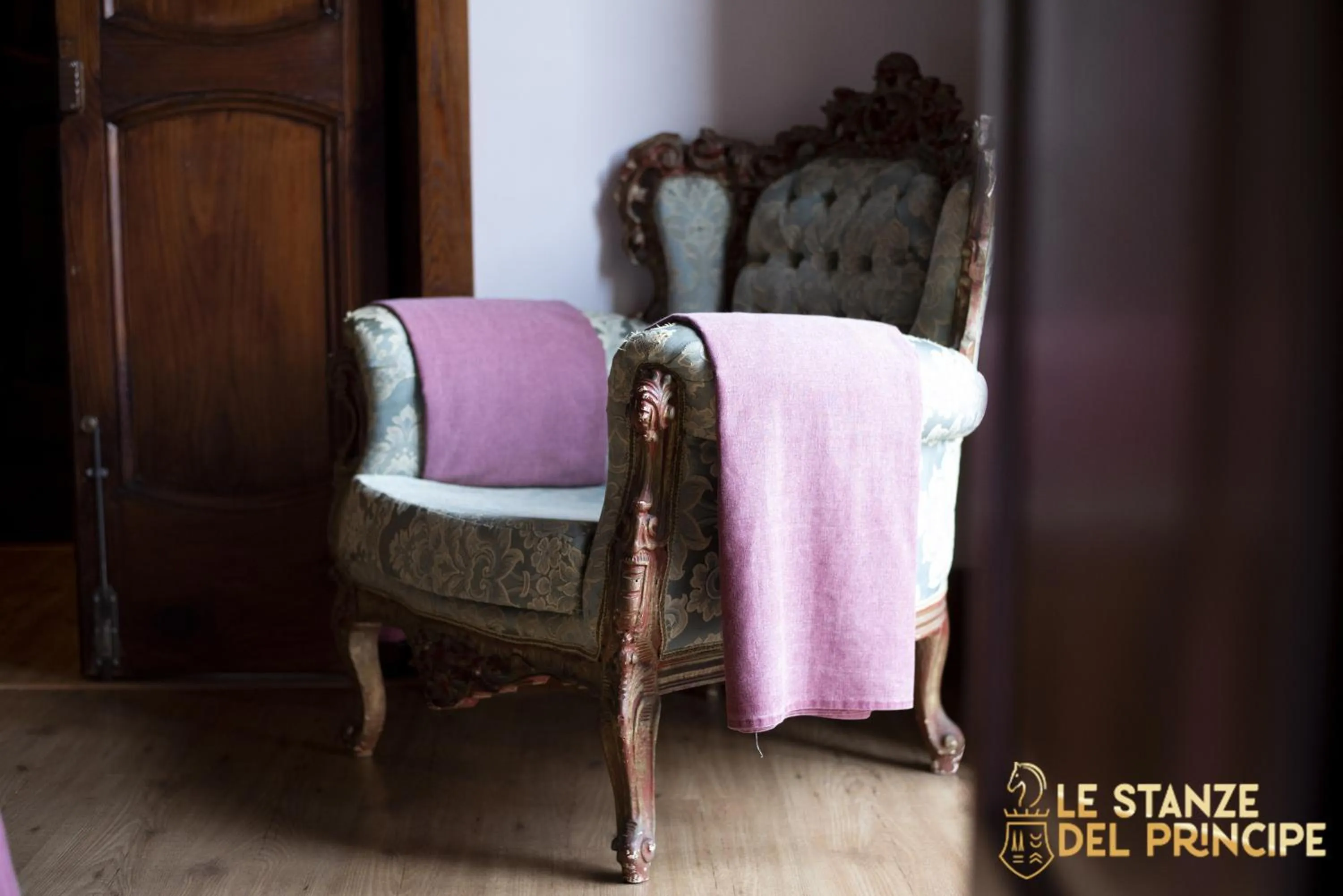 Photo of the whole room in Le Stanze del Principe