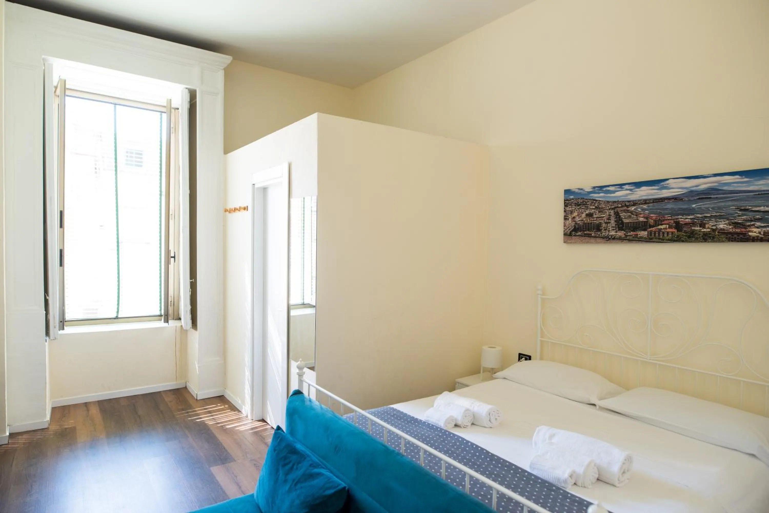 View (from property/room), Bed in Le Stanze del Principe