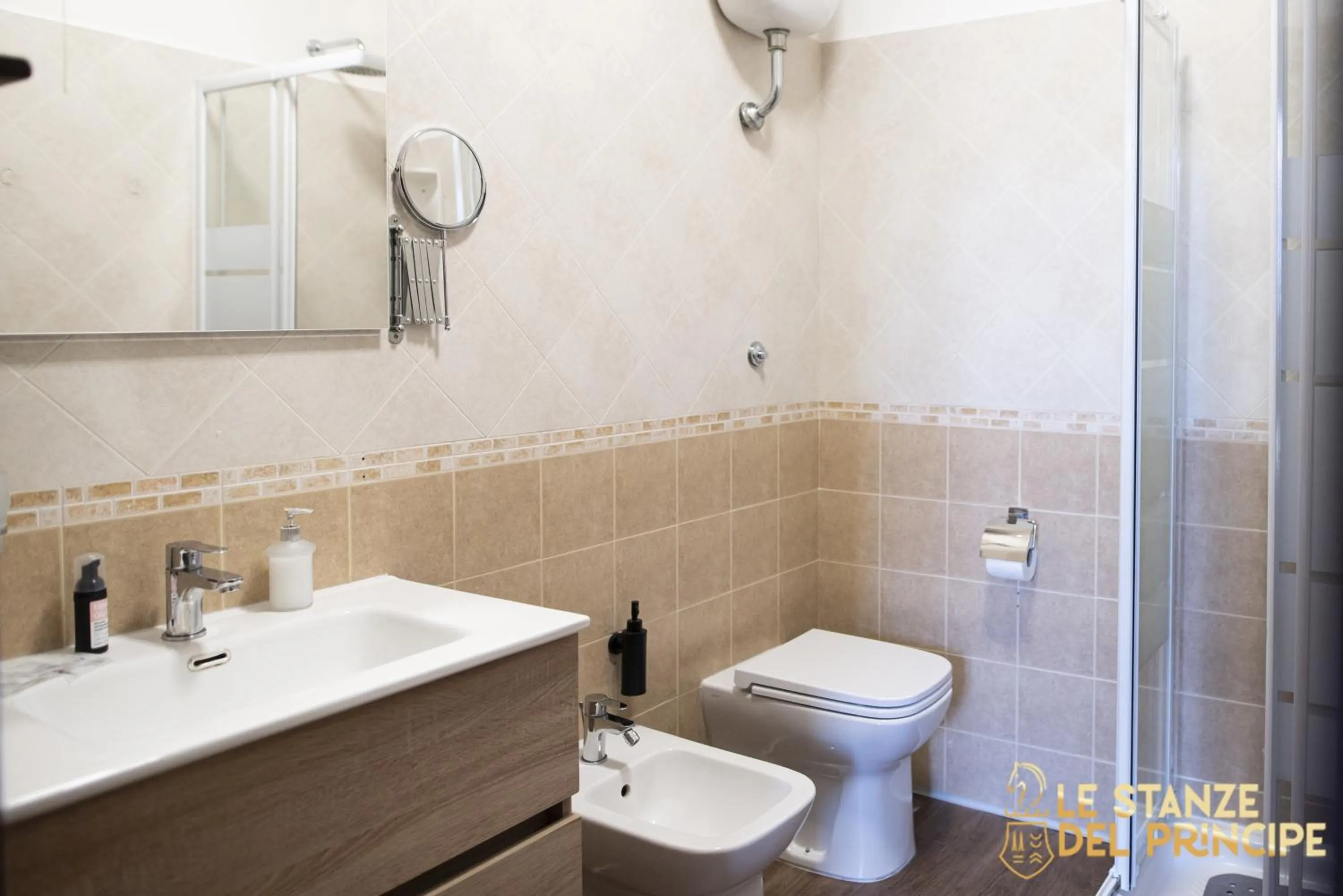 Shower in Le Stanze del Principe