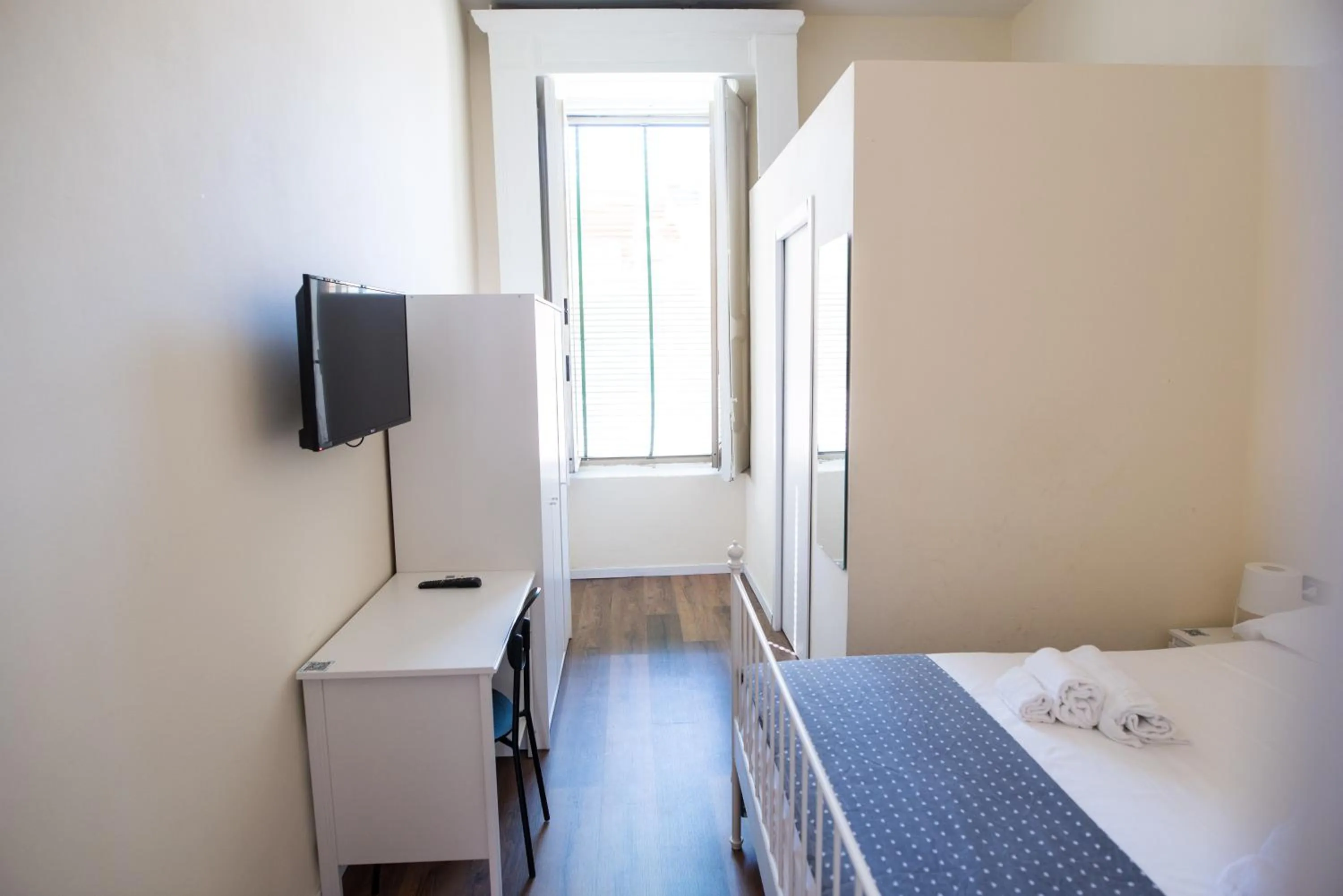 View (from property/room), Bed in Le Stanze del Principe