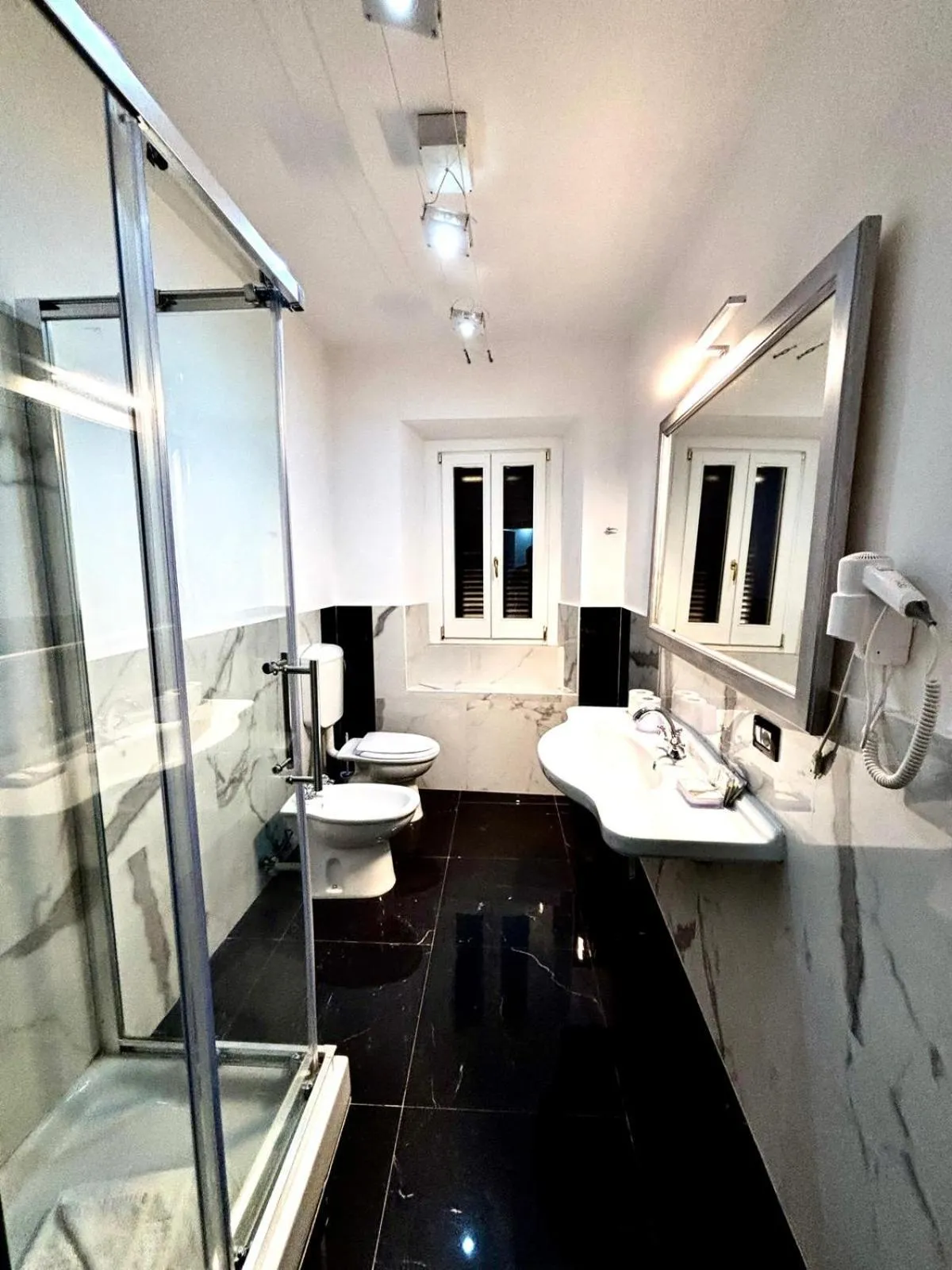 Bathroom in Relais Parlamento