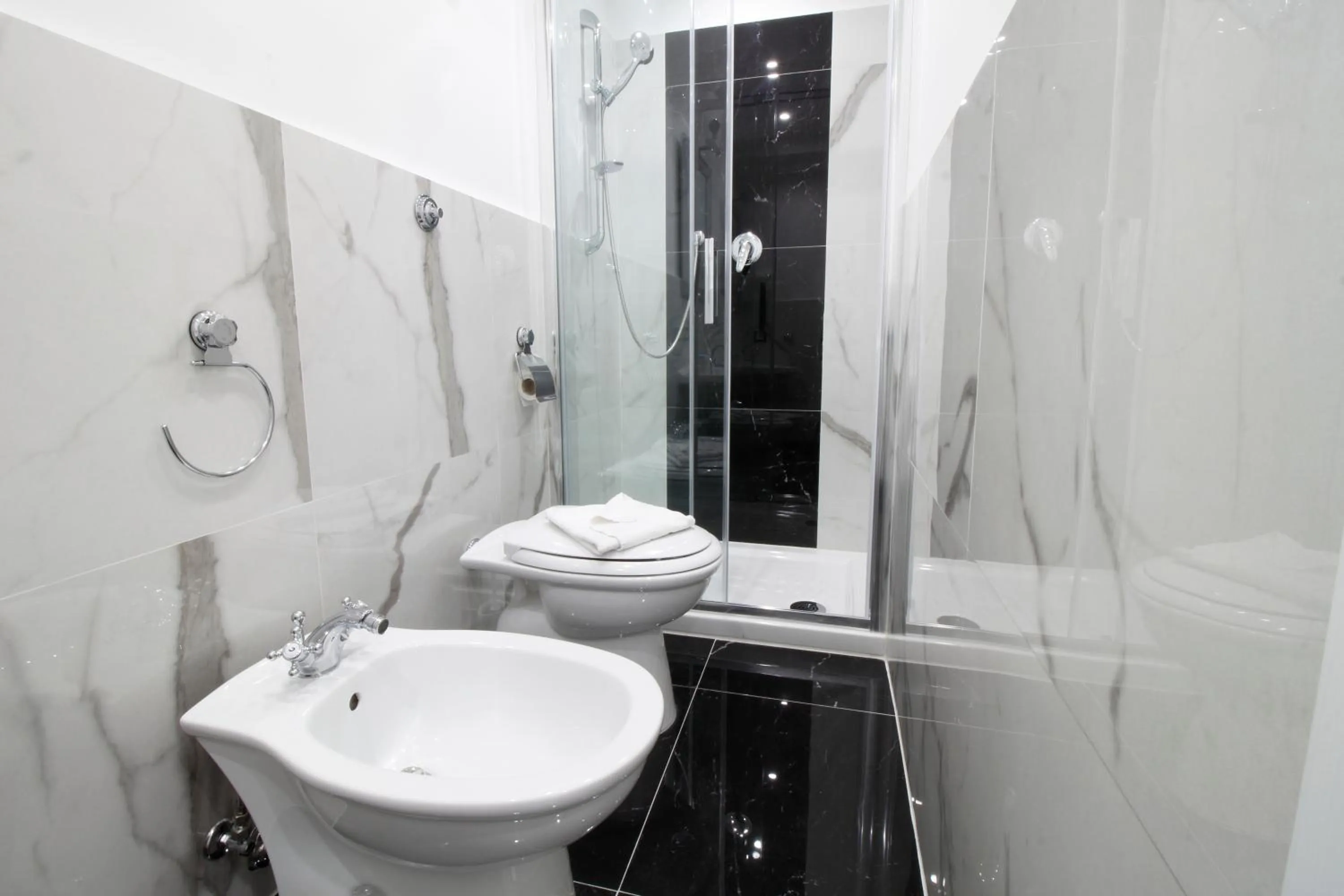 Bathroom in Relais Parlamento