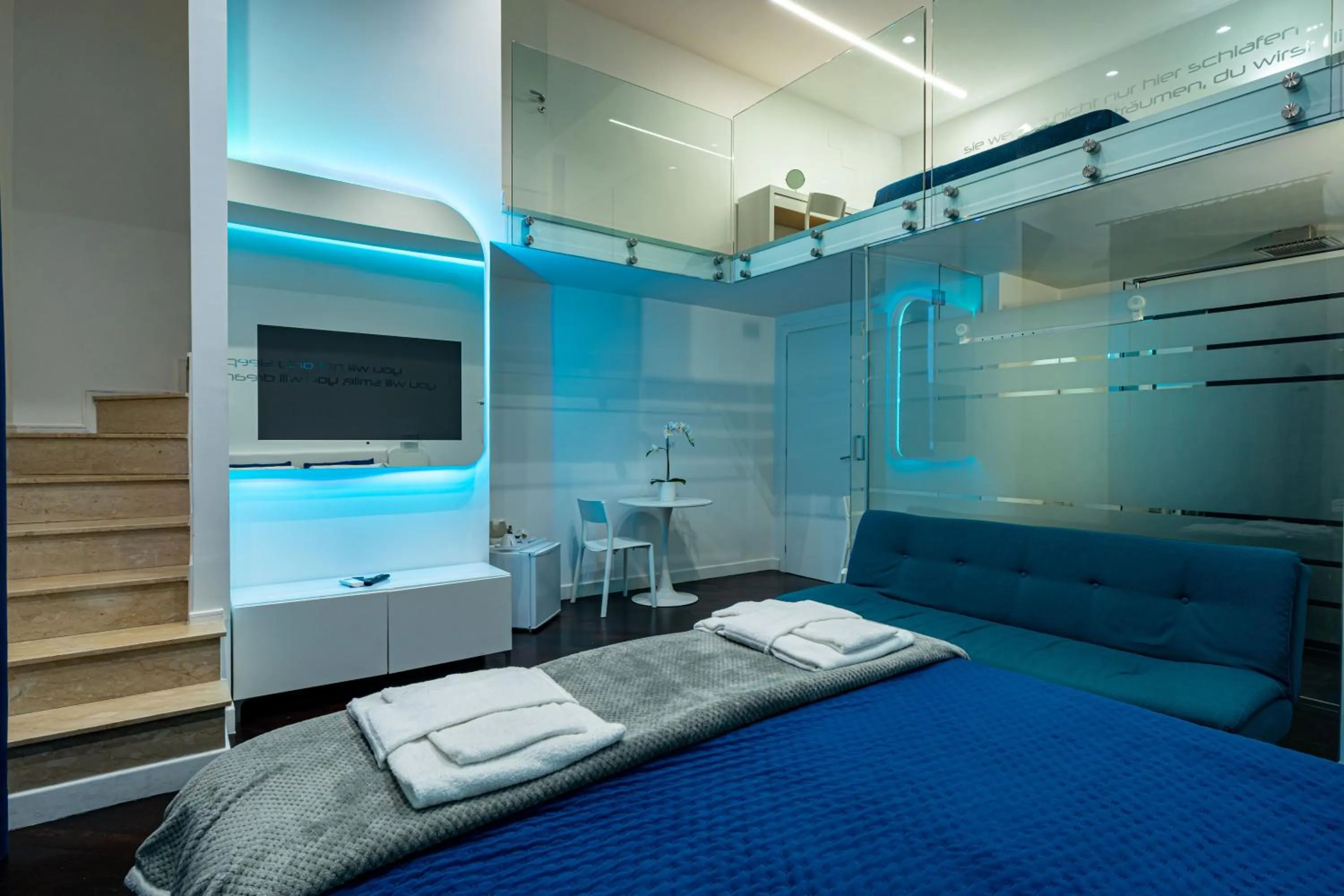 Bed in Skyhouse Duomo